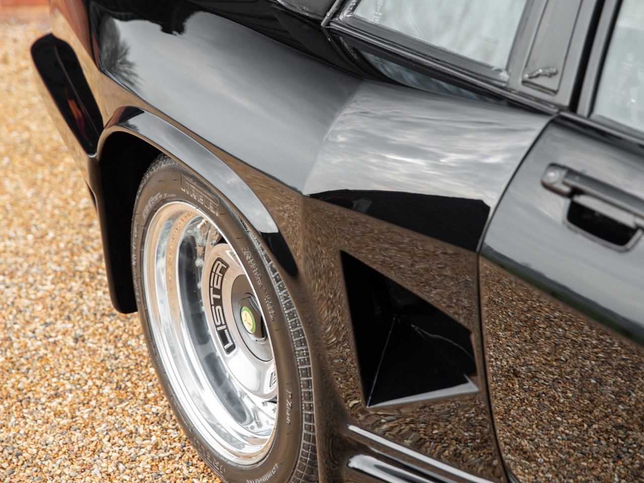 Wild 1985 Lister XJS HE Cabriolet Has A 7.0-Liter V12 With Over 550 HP