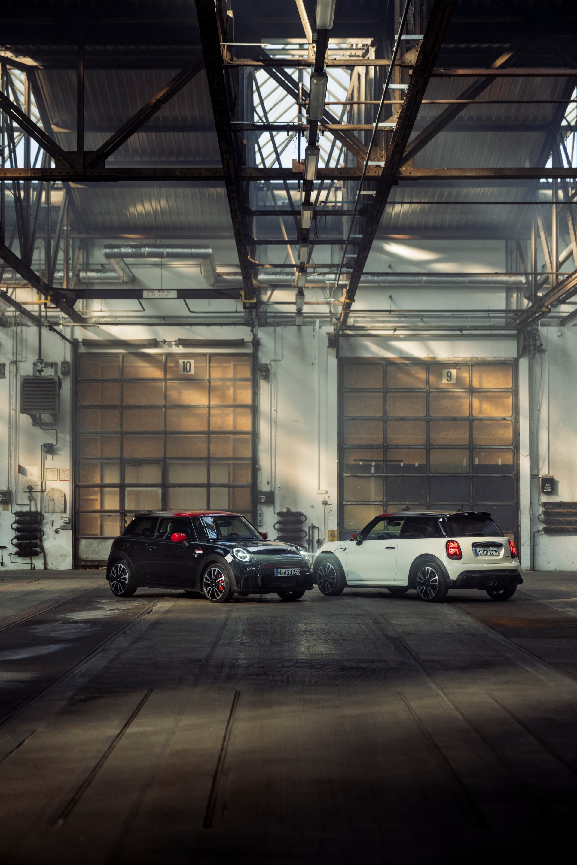 MINI Celebrates International Women’s Day With New Pat Moss Edition