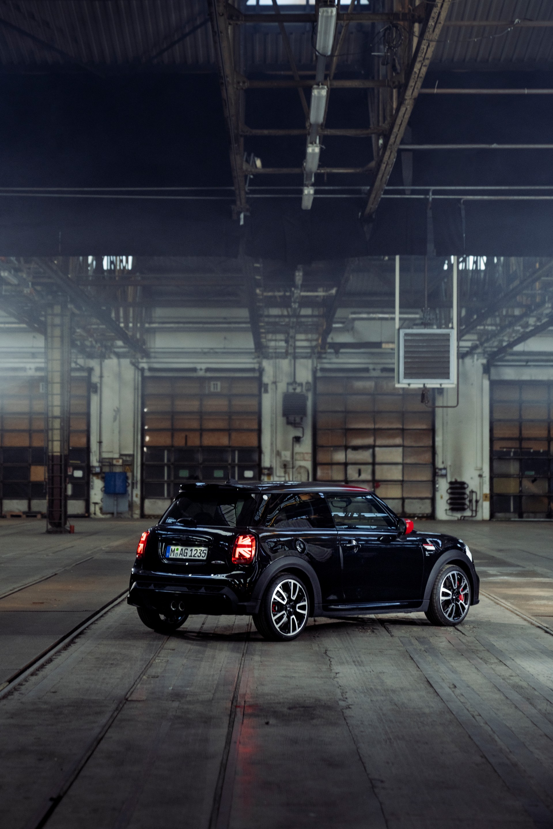 MINI Celebrates International Women’s Day With New Pat Moss Edition