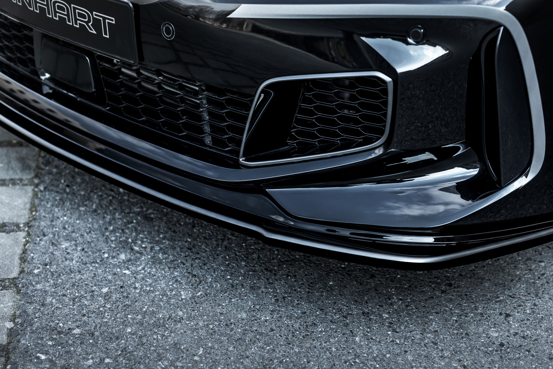 Manhart MH1 350 Brings The BMW 1-Series Well Into The Hot Hatch Game