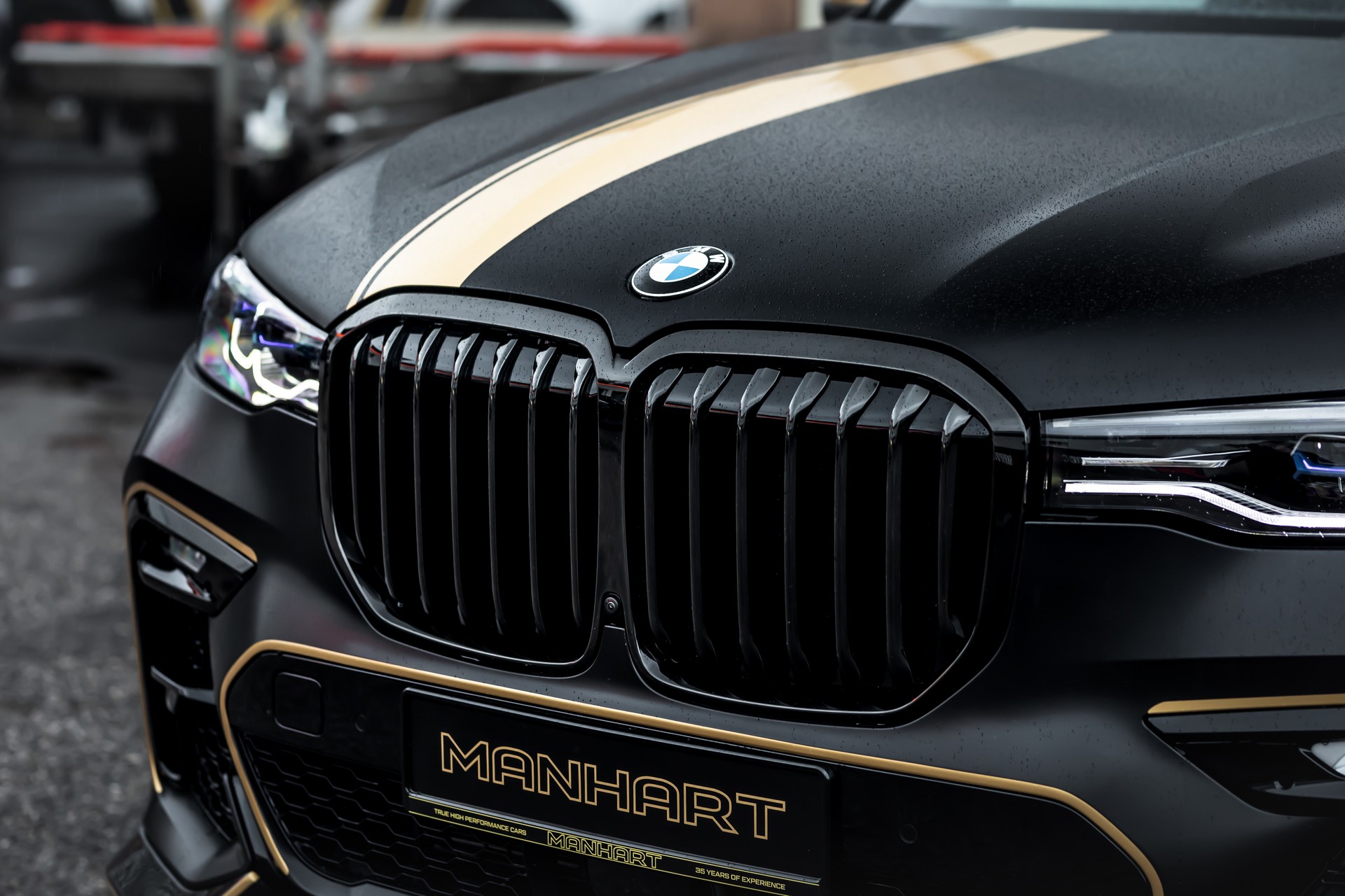 Manhart Lifts The BMW X7 M50i To 650 HP With Series Of Upgrades