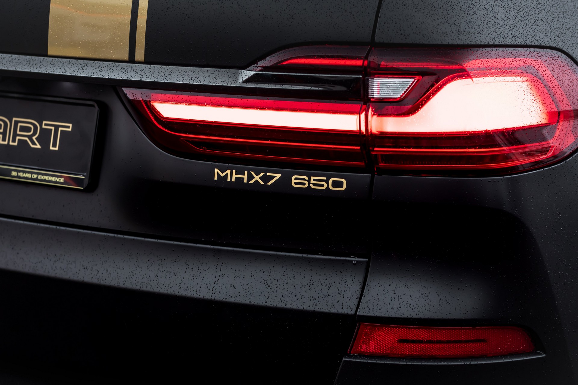 Manhart Lifts The BMW X7 M50i To 650 HP With Series Of Upgrades