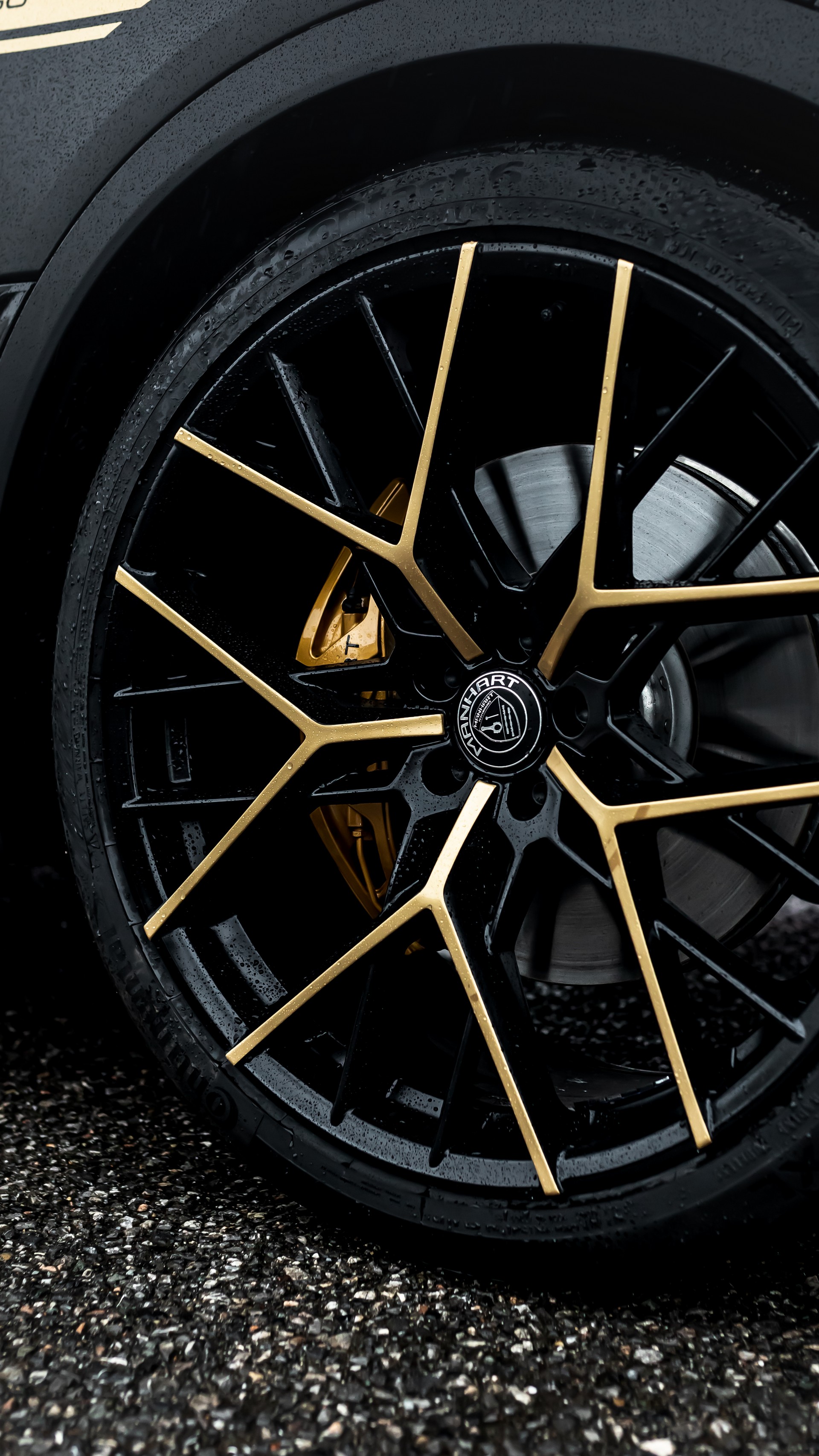 Manhart Lifts The BMW X7 M50i To 650 HP With Series Of Upgrades