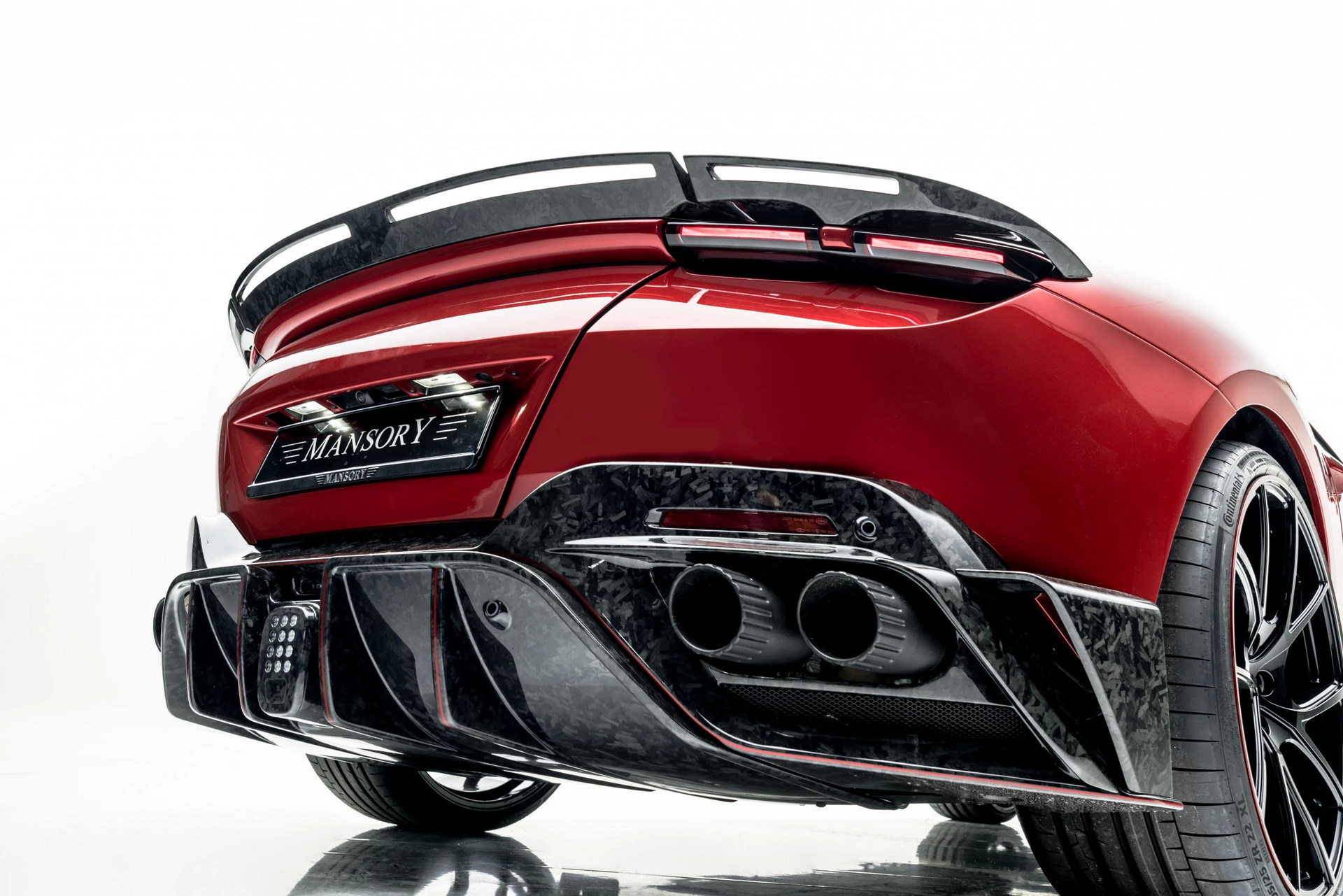 Mansory’s Ferrari Roma Is A 700 HP Drama Queen