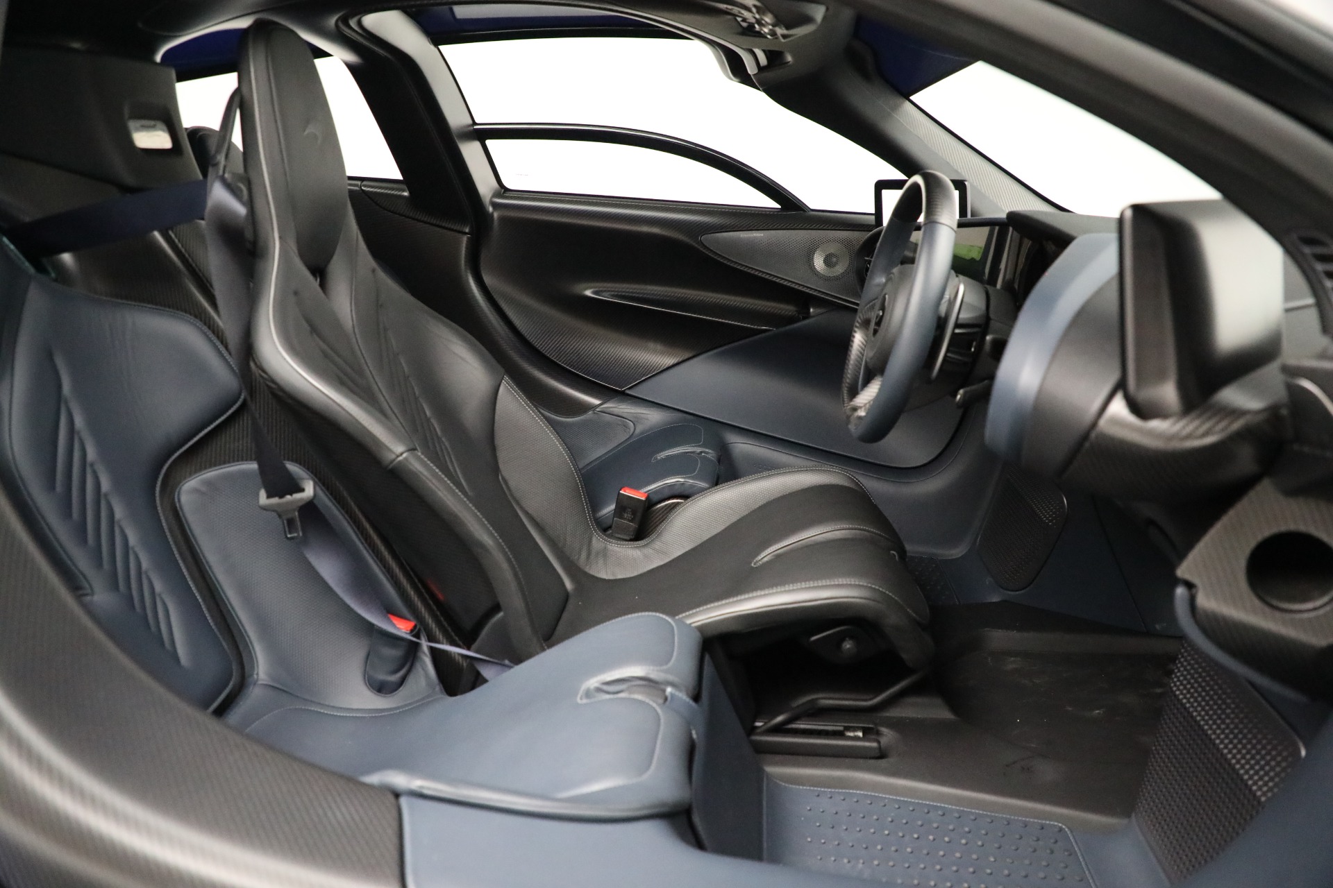 Blue McLaren Speedtail Exudes Style And Speed