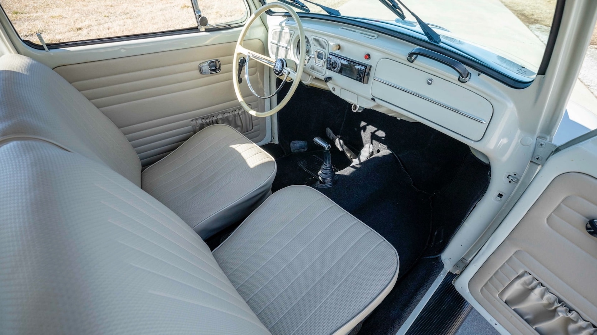 Start Your Own Movie Car Museum With This Haul Of Auction-Bound Replicas