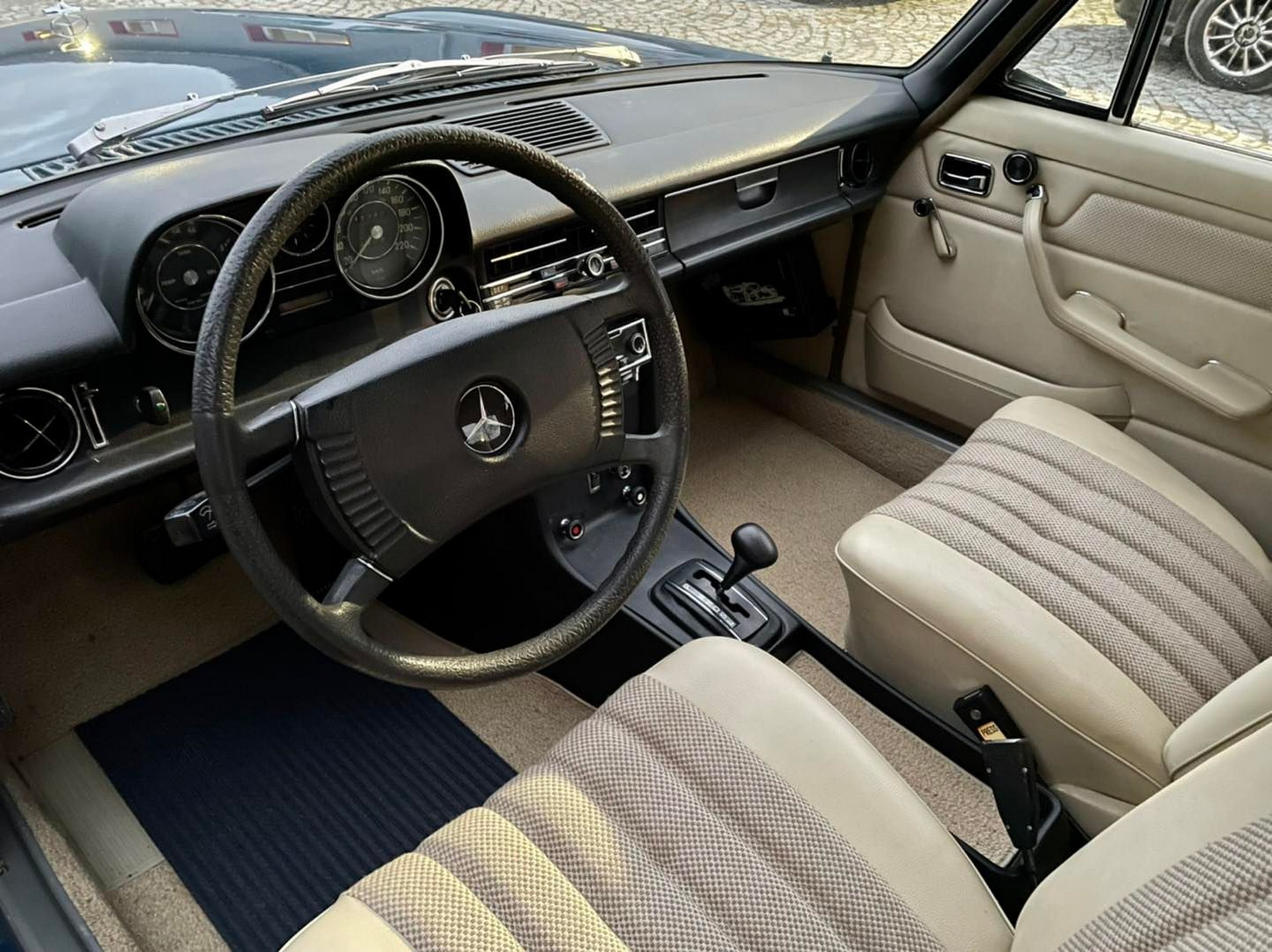 This 50-Year-Old Mercedes W114 Comes From A Time When Cars Were Supposed To Last Forever