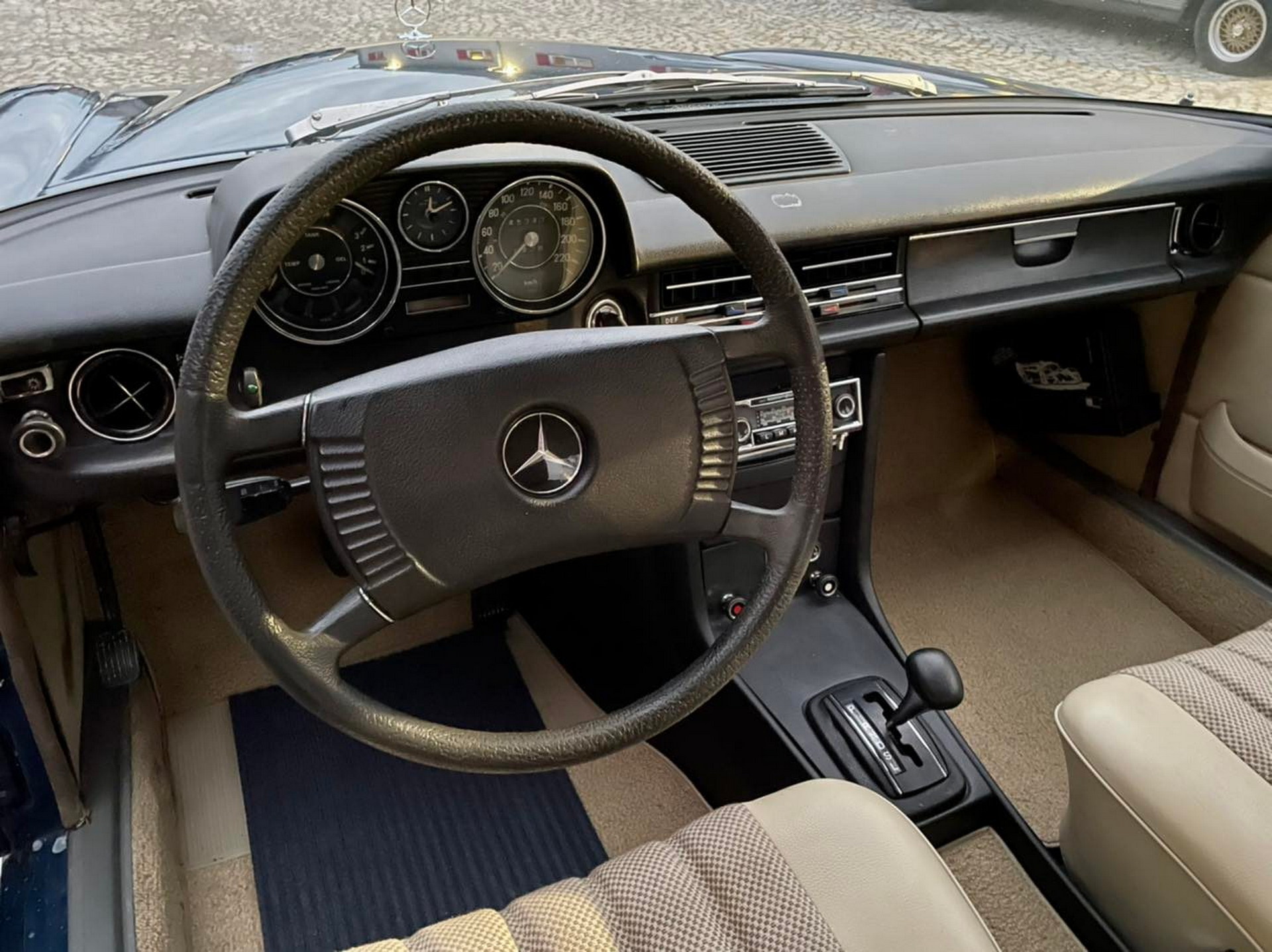 This 50-Year-Old Mercedes W114 Comes From A Time When Cars Were Supposed To Last Forever