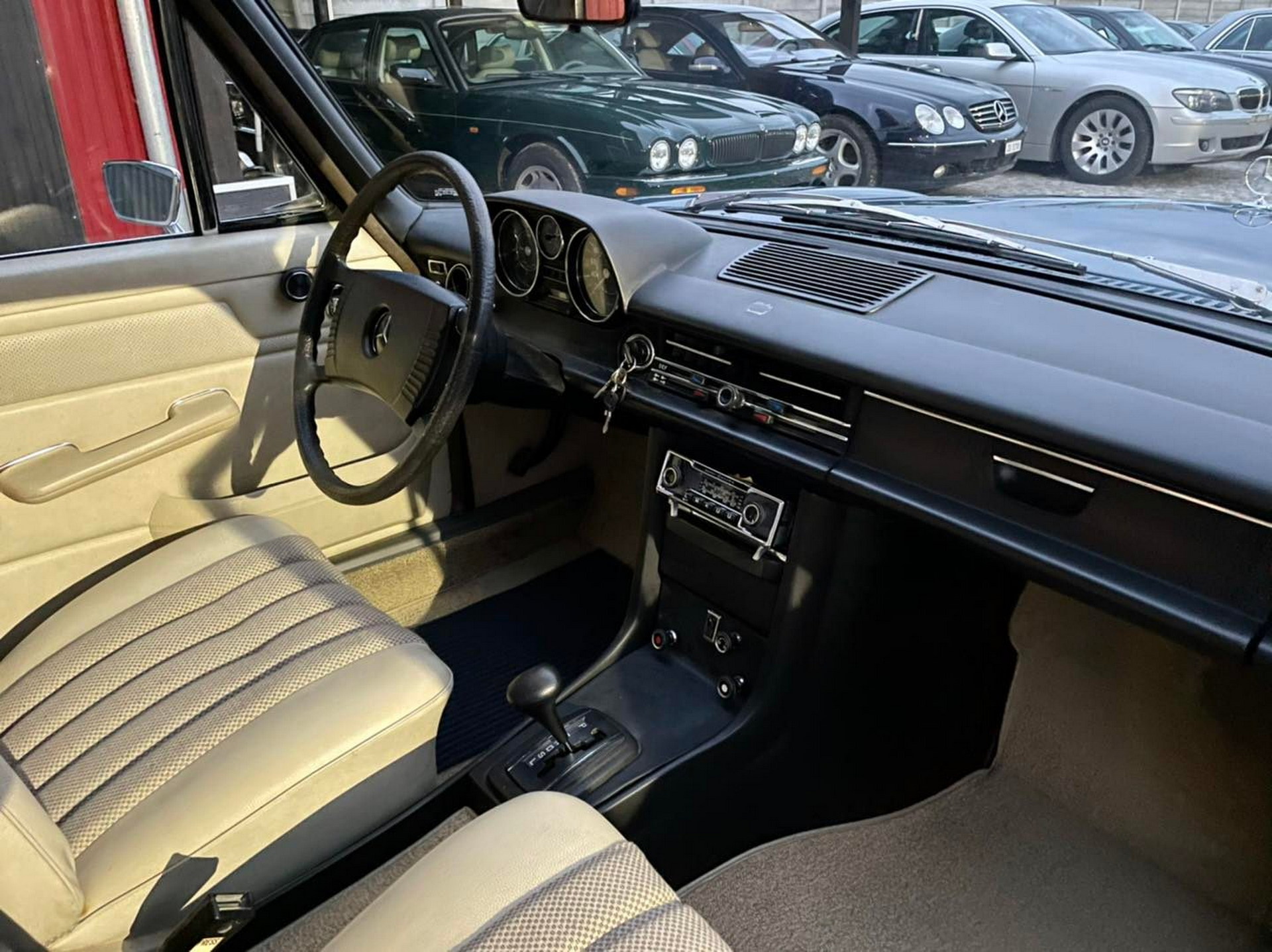 This 50-Year-Old Mercedes W114 Comes From A Time When Cars Were Supposed To Last Forever