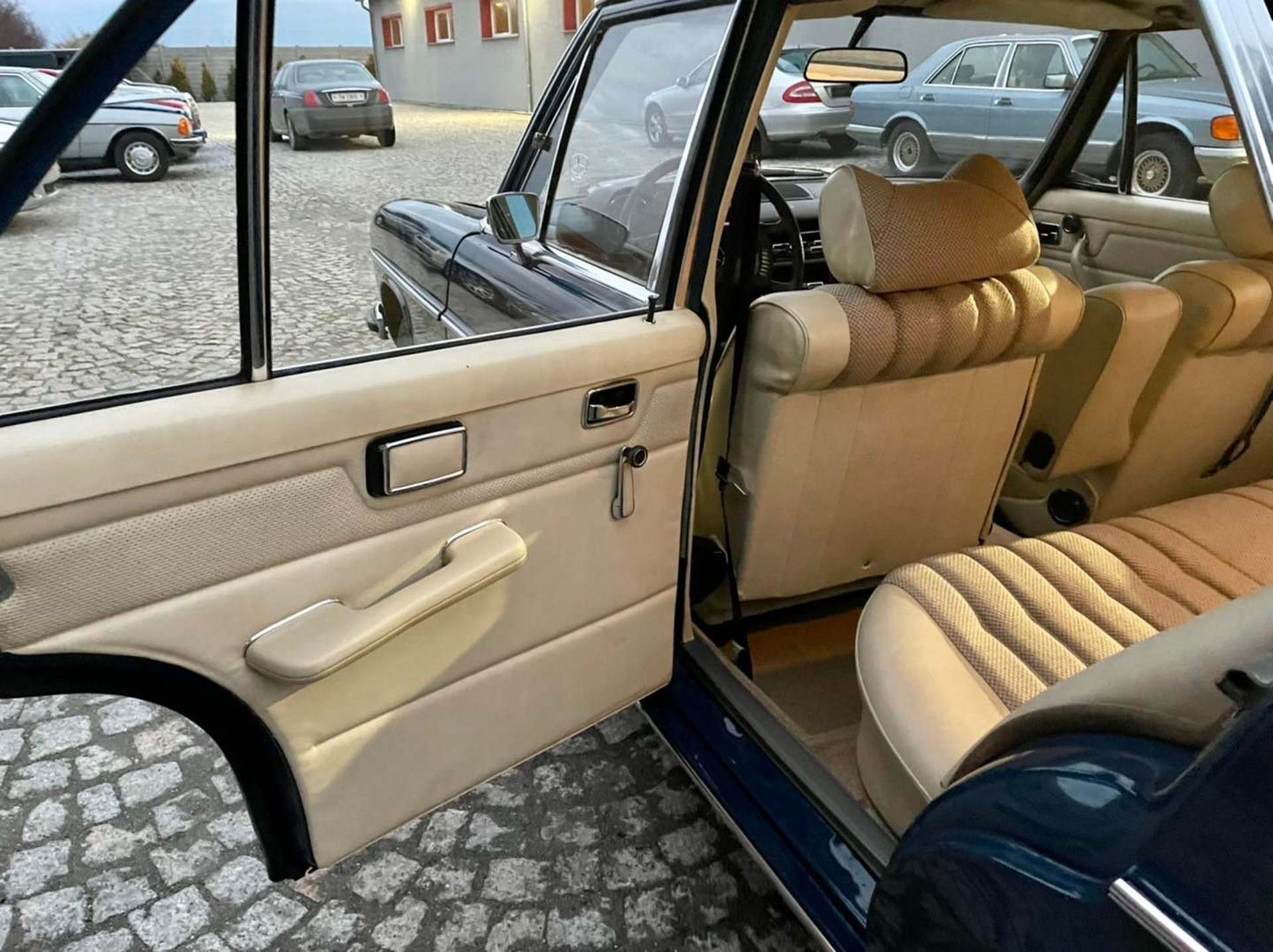 This 50-Year-Old Mercedes W114 Comes From A Time When Cars Were Supposed To Last Forever