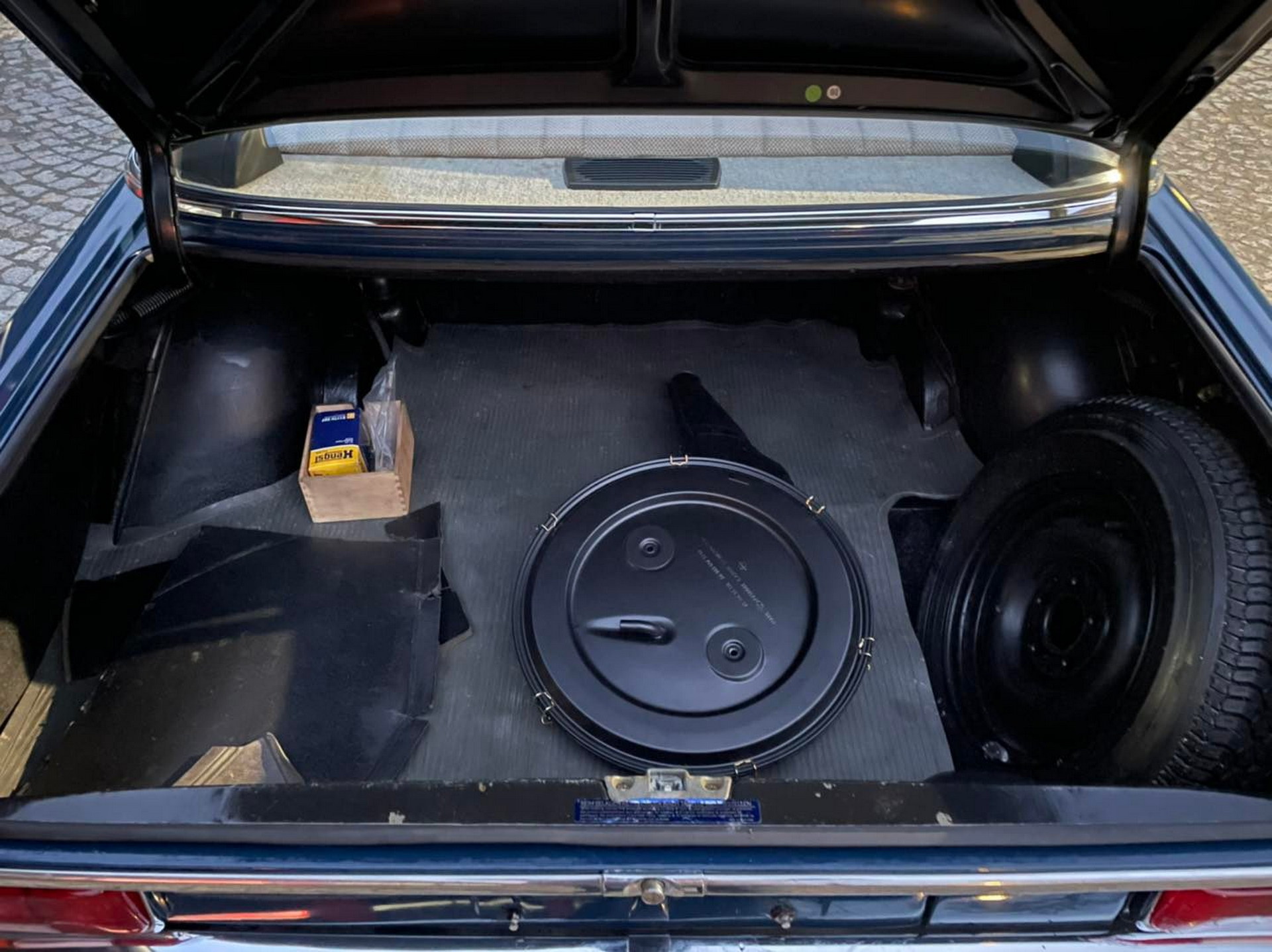 This 50-Year-Old Mercedes W114 Comes From A Time When Cars Were Supposed To Last Forever