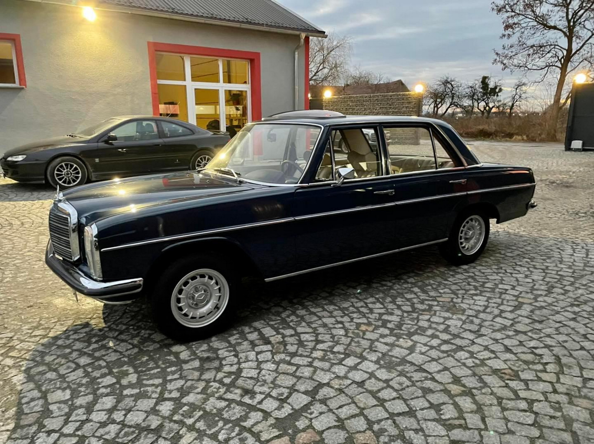 This 50-Year-Old Mercedes W114 Comes From A Time When Cars Were Supposed To Last Forever