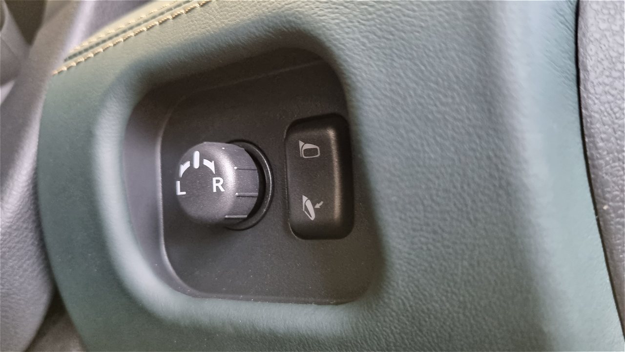 Last Nissan GT-R T-Spec In Australia To Be Auctioned For Charity