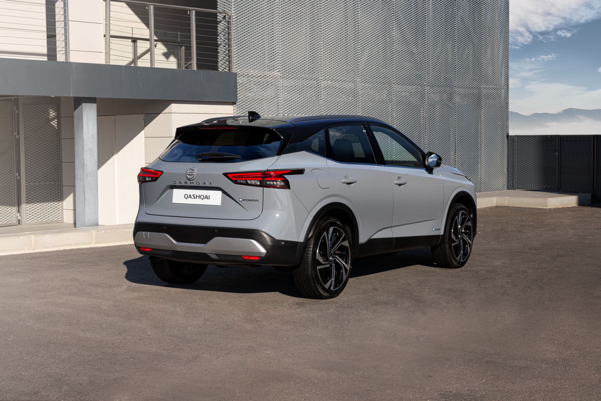 New Nissan Qashqai E-Power Hybrid Detailed With 188 HP Electric Motor