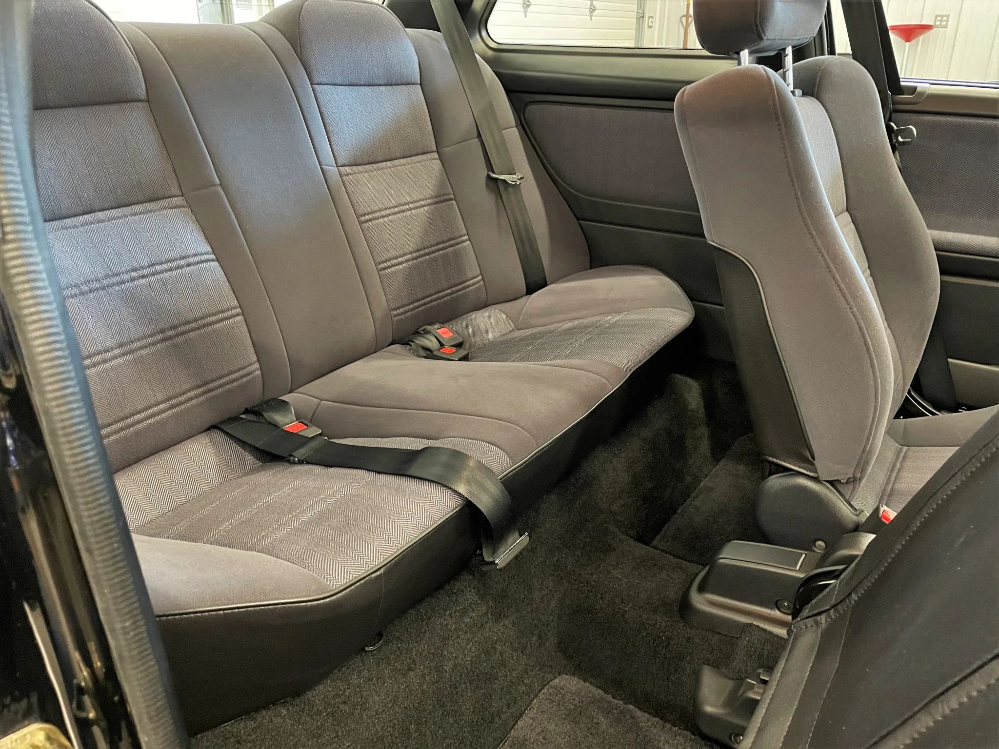 People Are Willing To Pay More Than $30k For This 30-Year-Old, 445-Mile Nissan Sentra SE-R