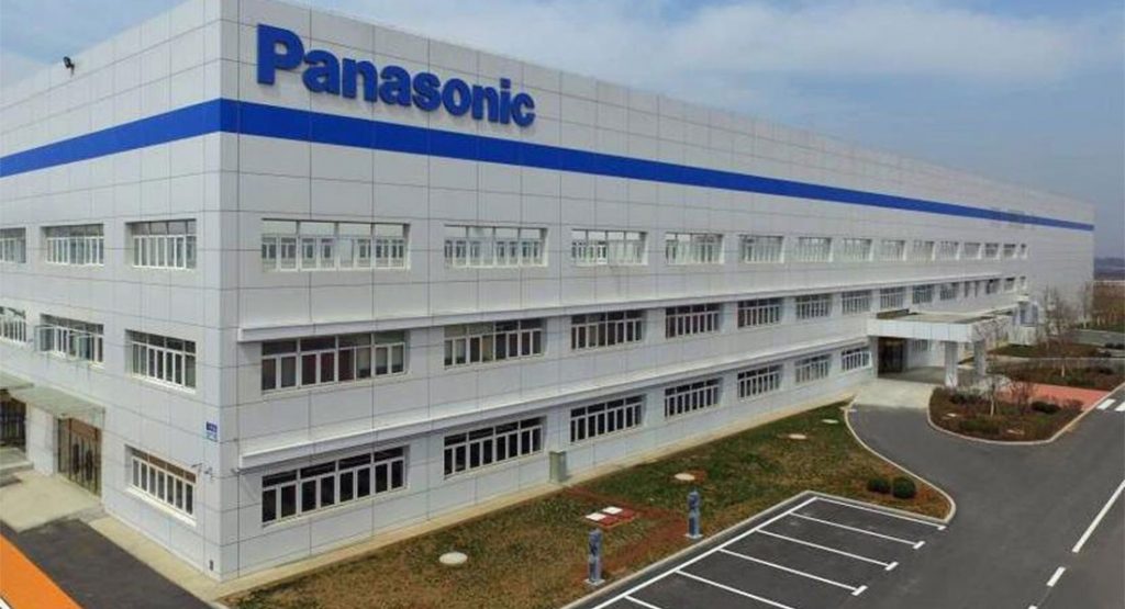  Panasonic To Build Large EV Battery Factory For Tesla In Kansas