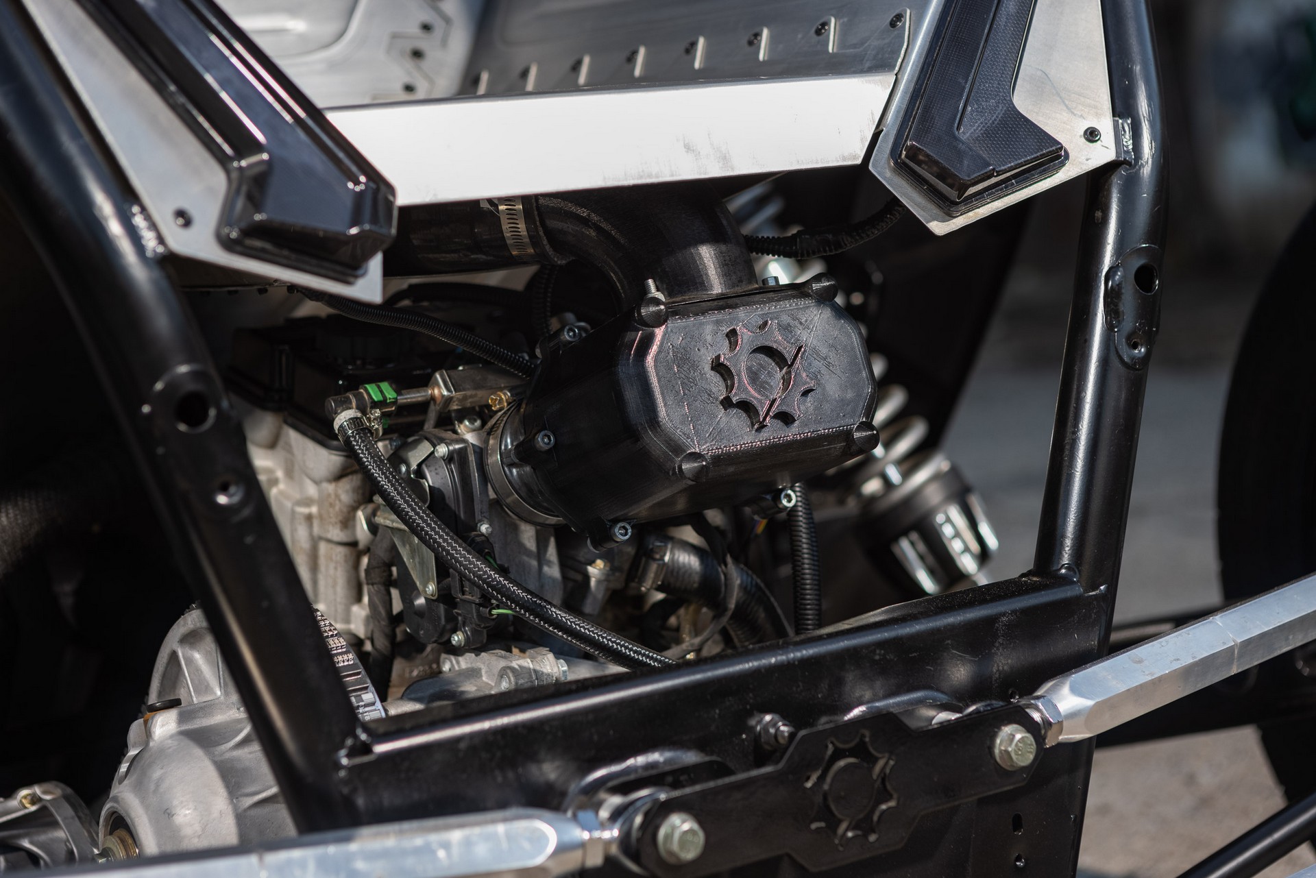 Minneapolis-Based Quad Logic Has Created A Fire Breathing Polaris RZR