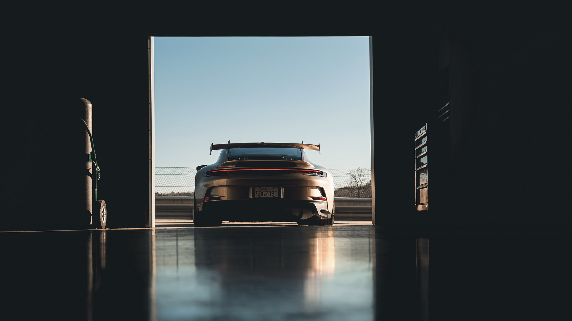 Watch How Porsche Builds A Paint To Sample 911 GT3