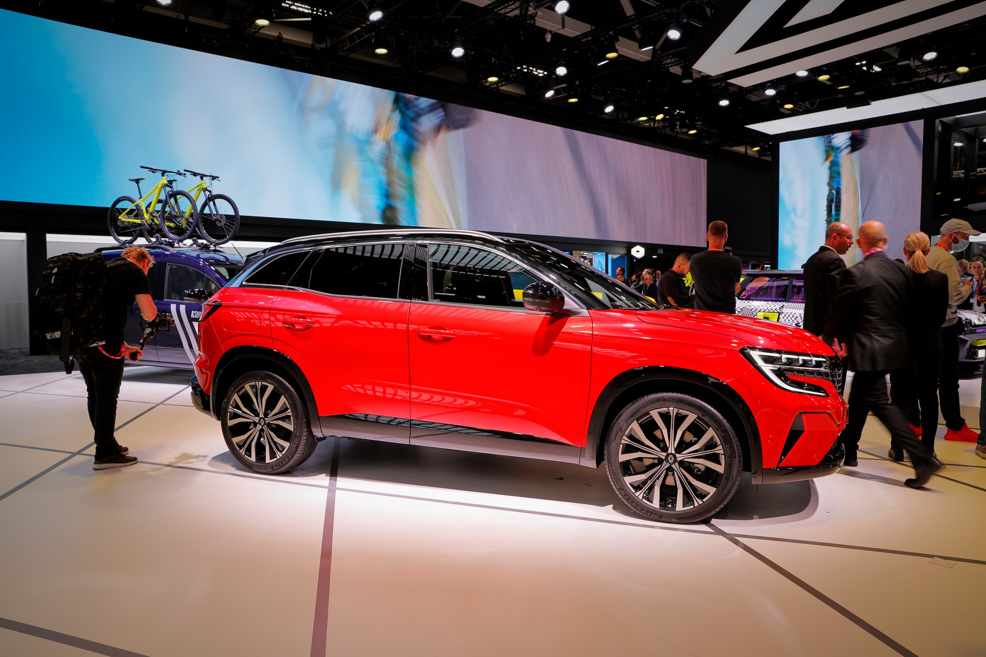 2022 Renault Austral SUV Makes Paris Debut As Kadjar Replacement