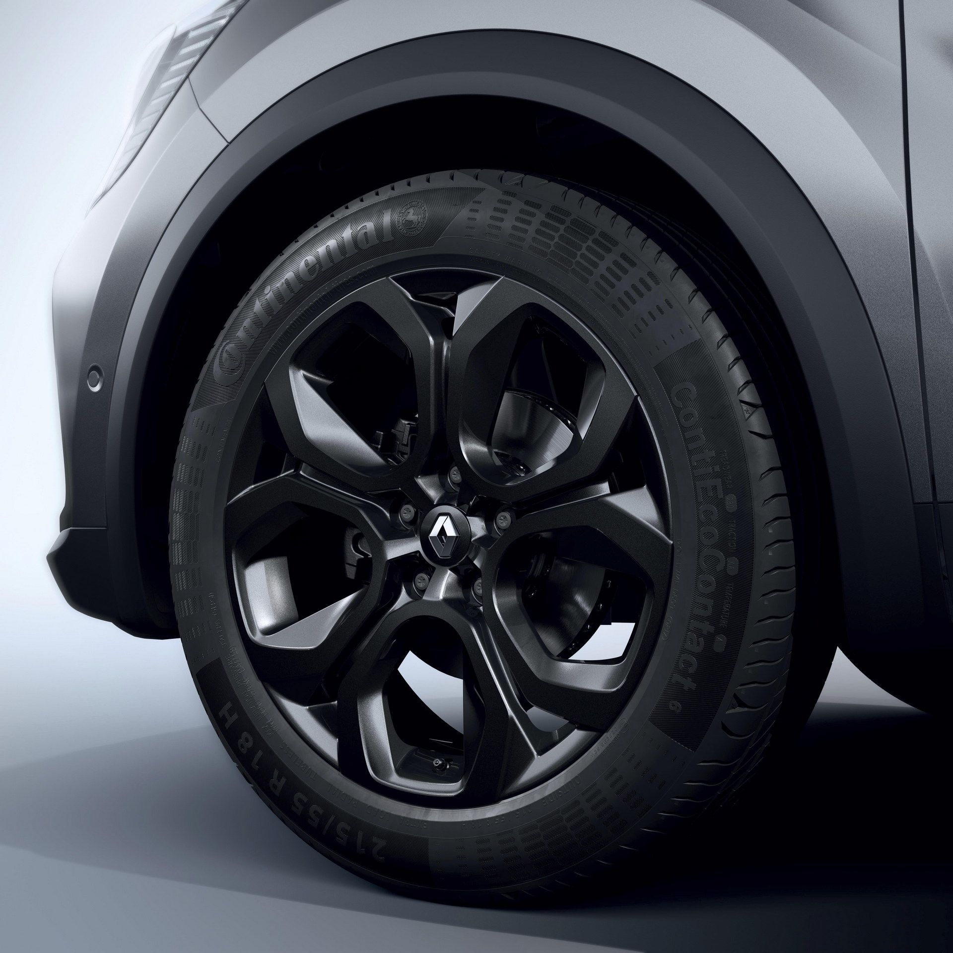 Renault Captur Rive Gauche Special Edition Brings Paris Flavor In The UK