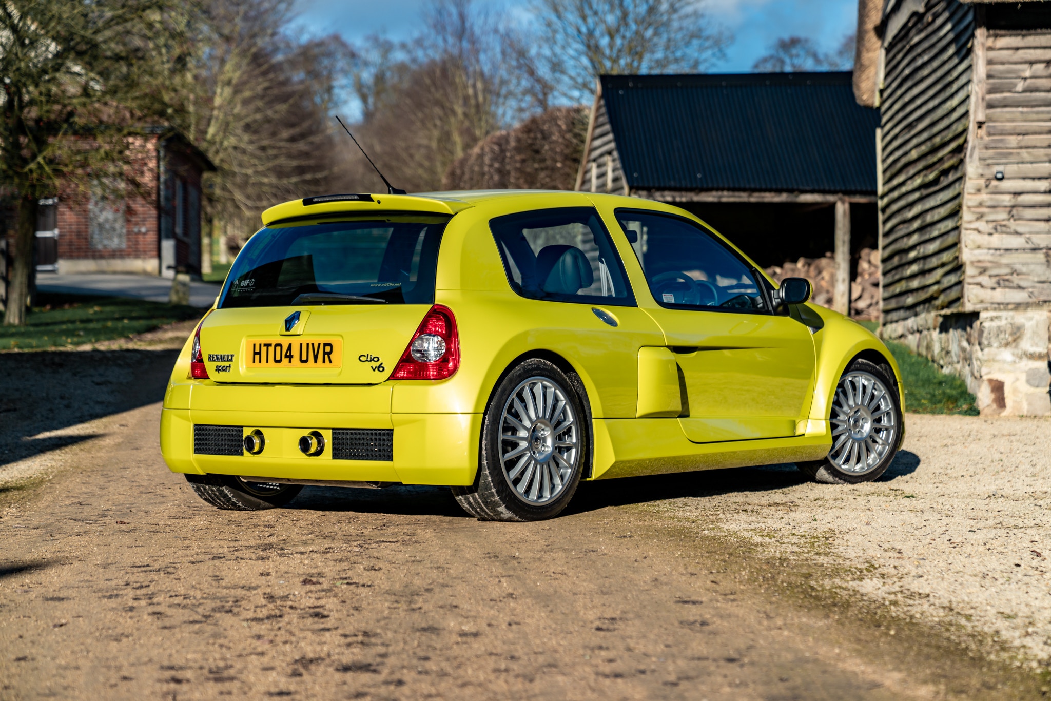 A 2004 Renault Clio V6 Phase 2 Just Sold For A Record $120,000 ...