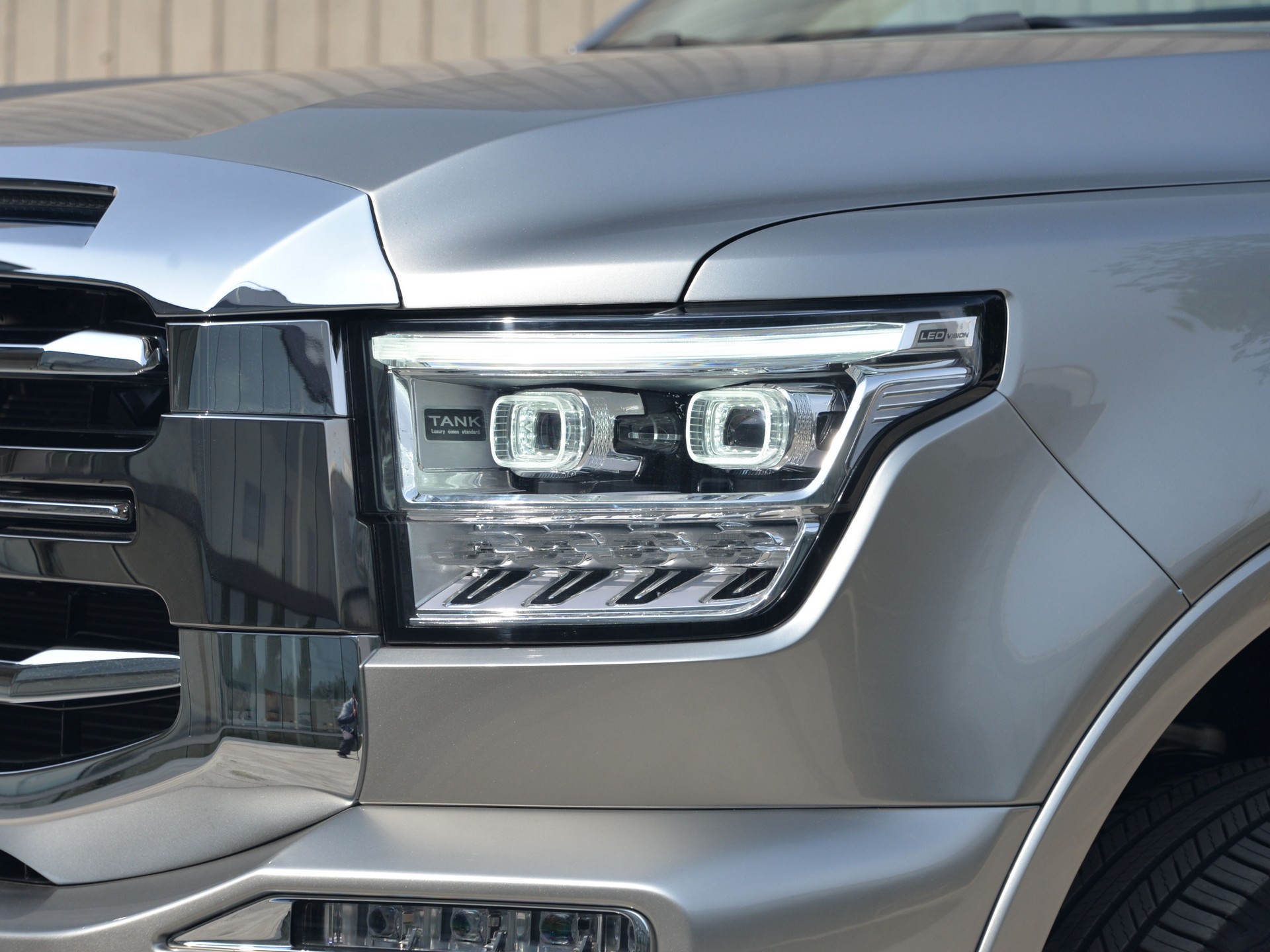 China’s Tank 500 Officially Launches With 349 HP Mild-Hybrid V6