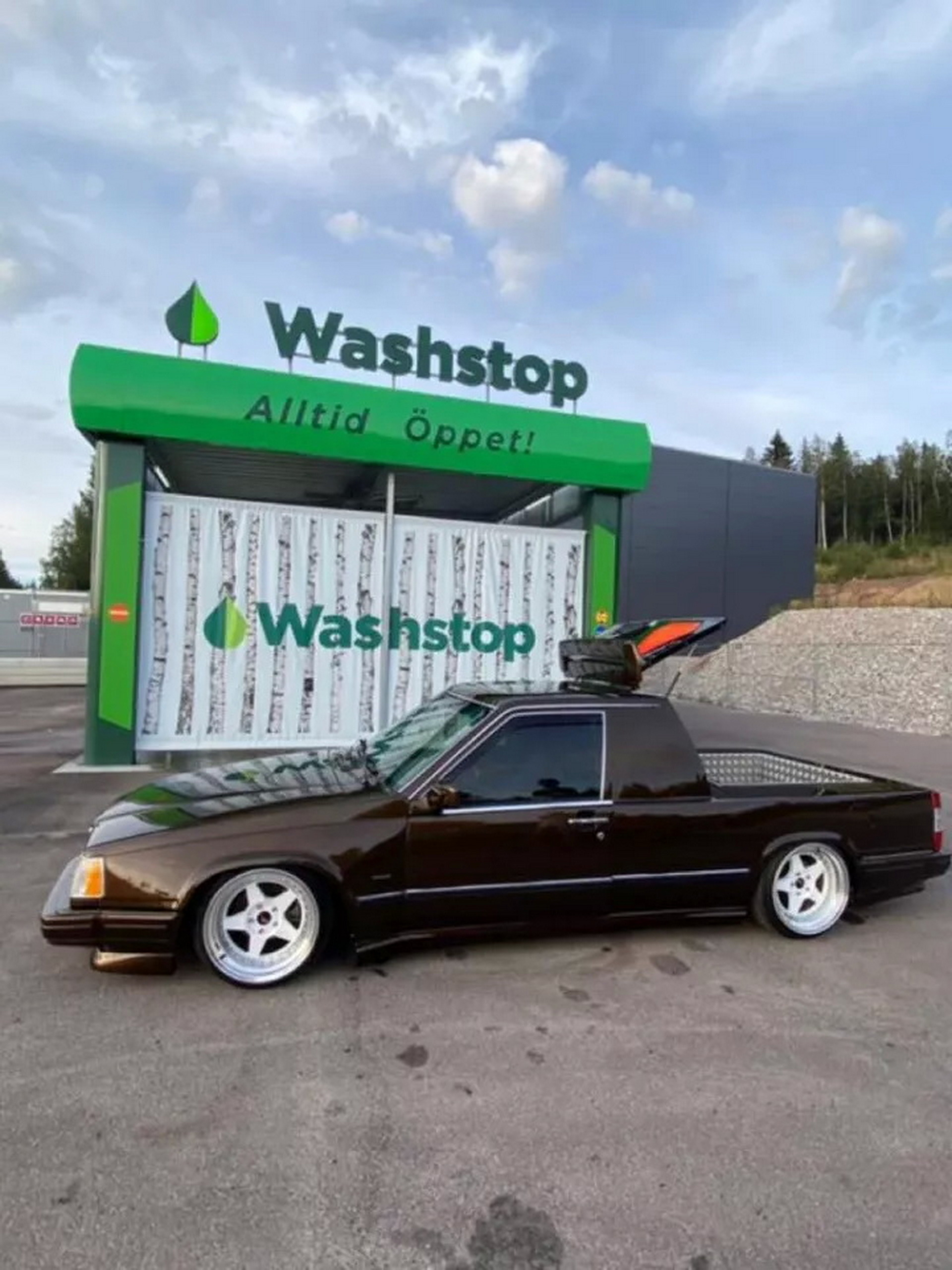 Impressive Custom Volvo 945 Pickup Is Kinda Like A Swedish El Camino
