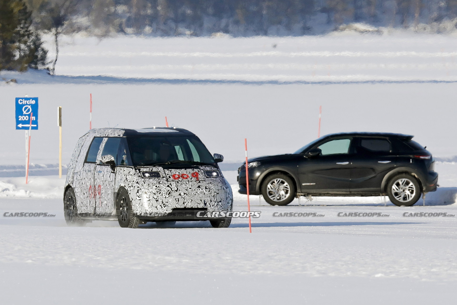 Zeekr Robotaxi For Waymo’s Autonomous Fleet Caught Testing With A Steering Wheel