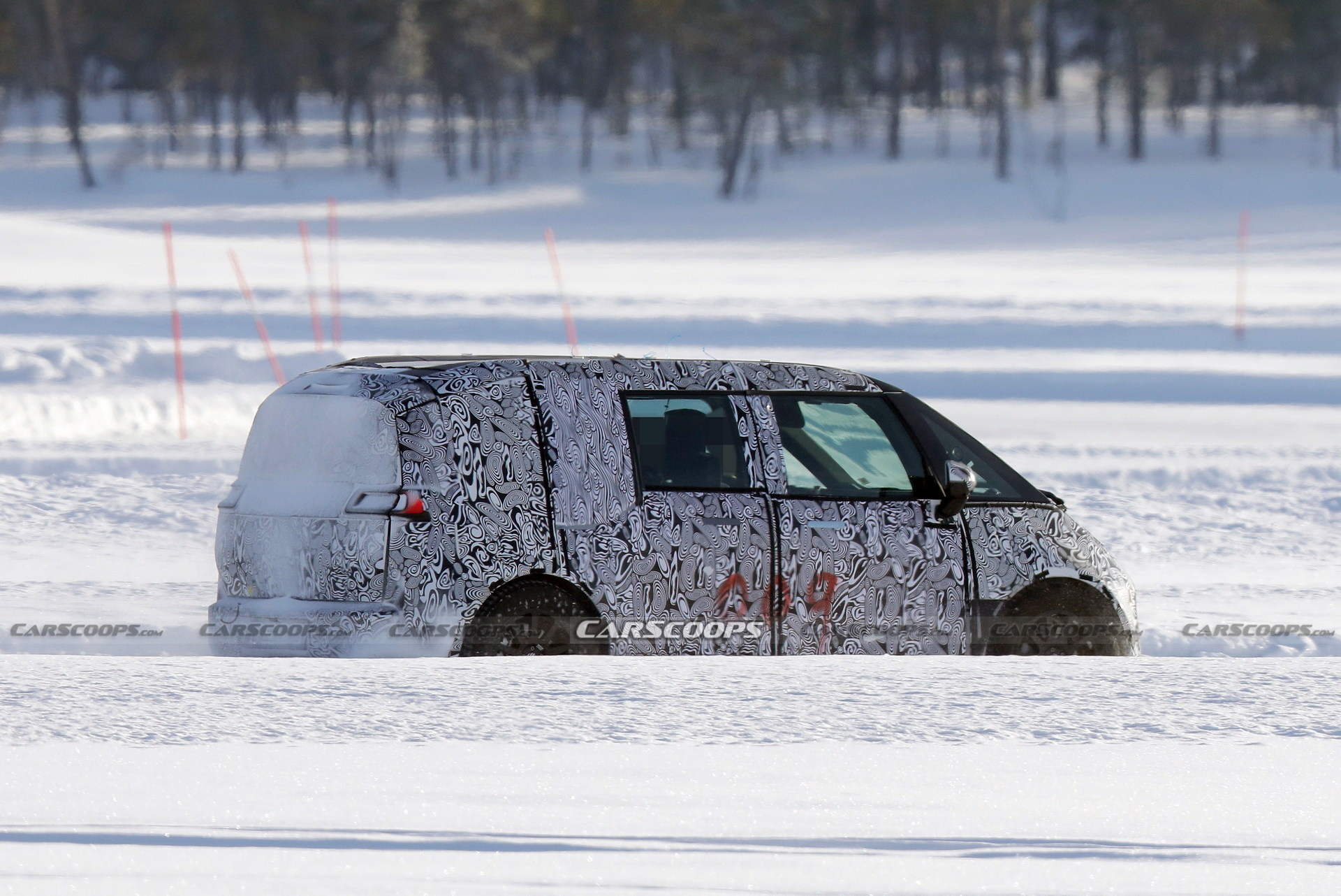 Zeekr Robotaxi For Waymo’s Autonomous Fleet Caught Testing With A Steering Wheel