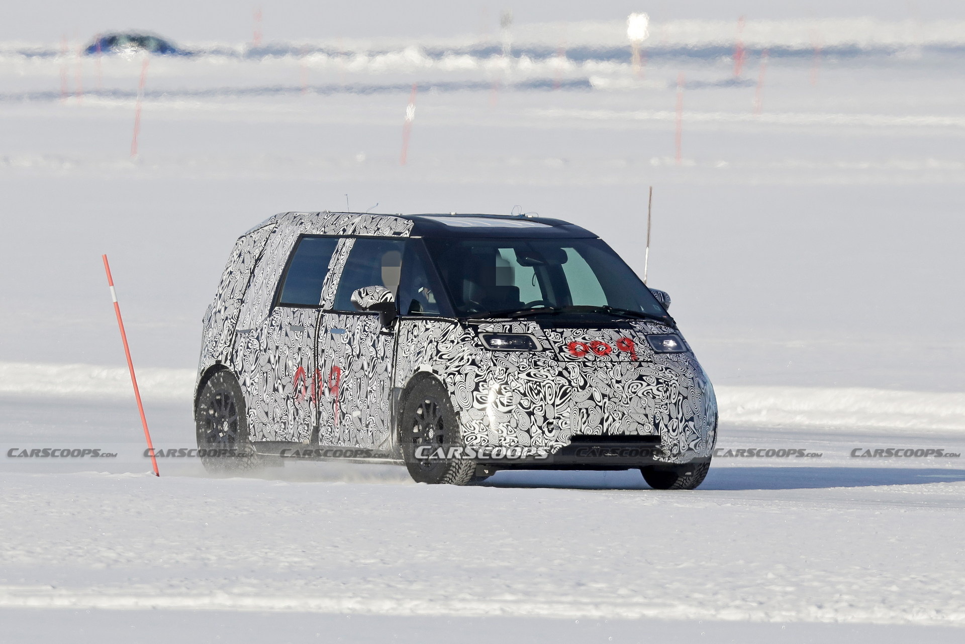 Zeekr Robotaxi For Waymo’s Autonomous Fleet Caught Testing With A Steering Wheel