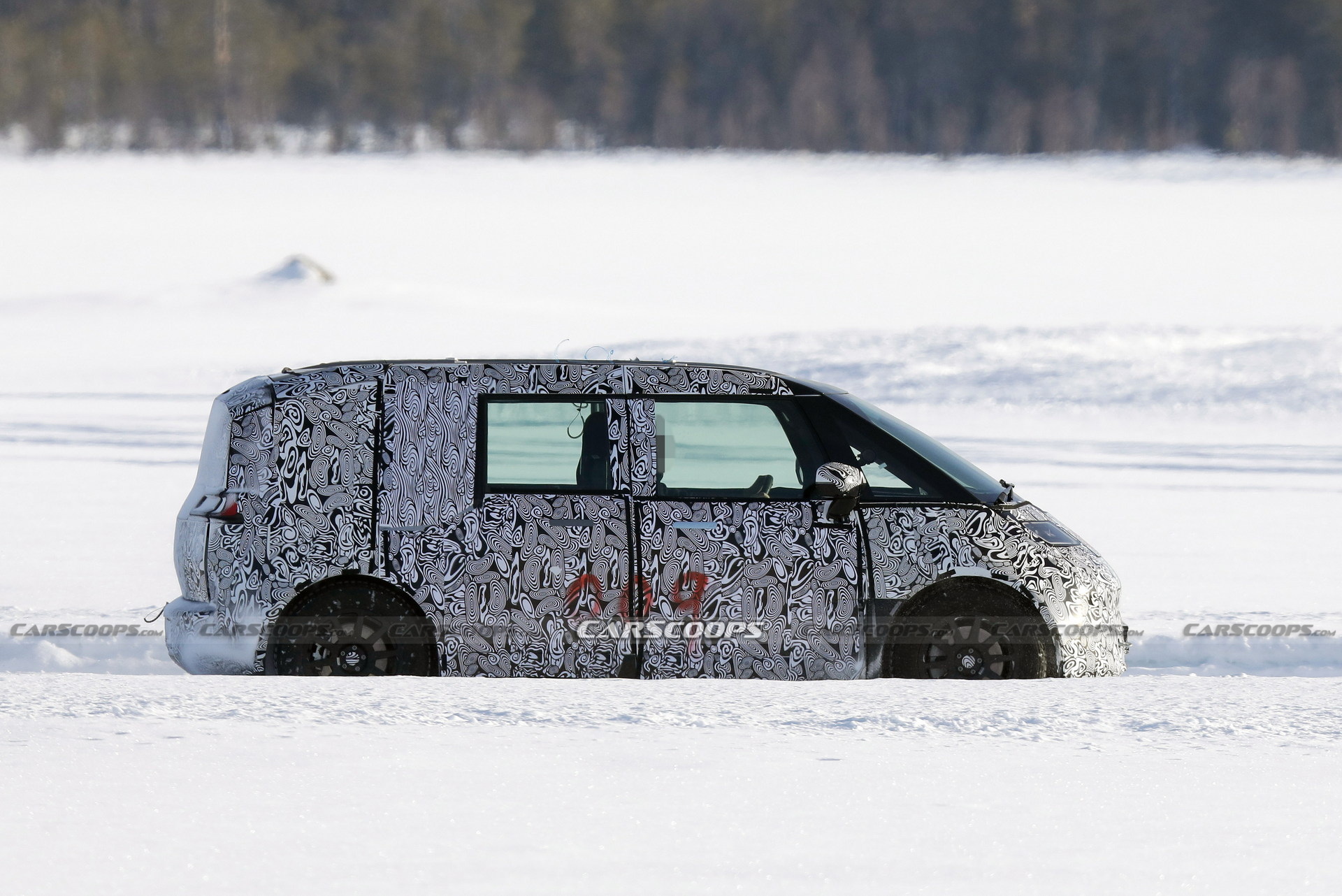 Zeekr Robotaxi For Waymo’s Autonomous Fleet Caught Testing With A Steering Wheel