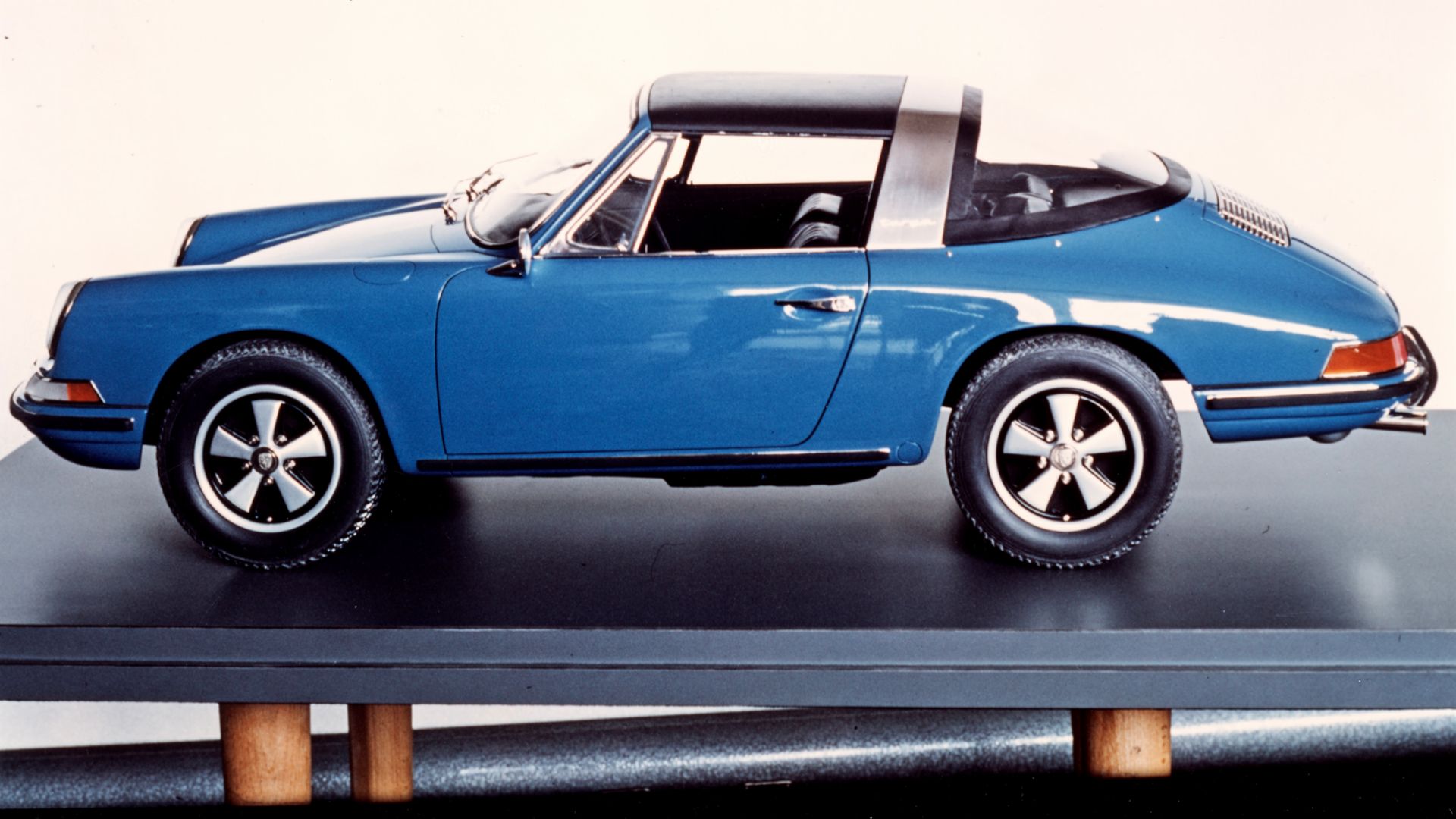 Hand-Built 1:5 Scale Porsche 911 Targa Made 50 Years Ago Is Exquisitely Detailed