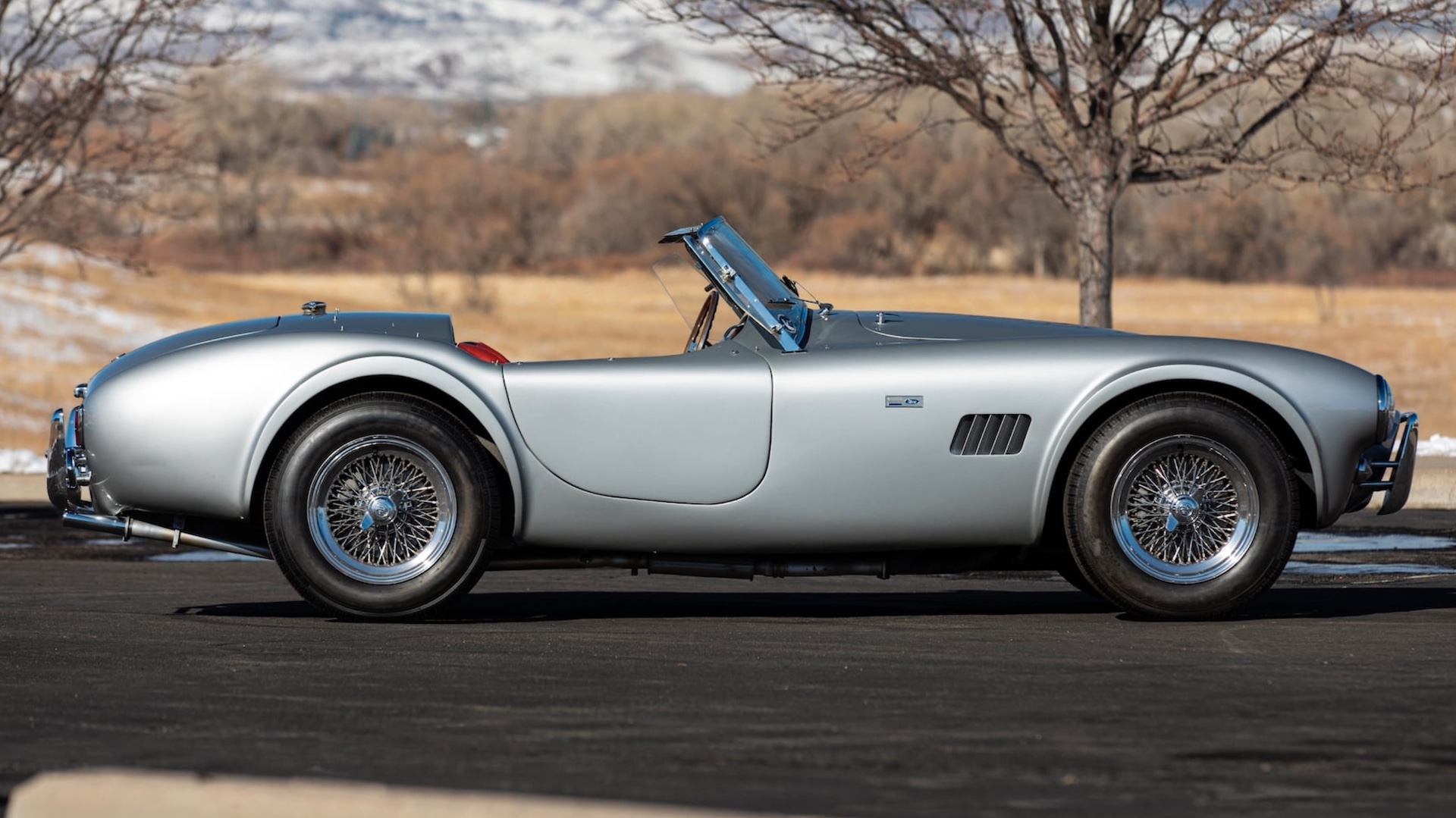 Rare 1965 Two-Pedal Shelby Cobra Wasn’t The Automatic Choice