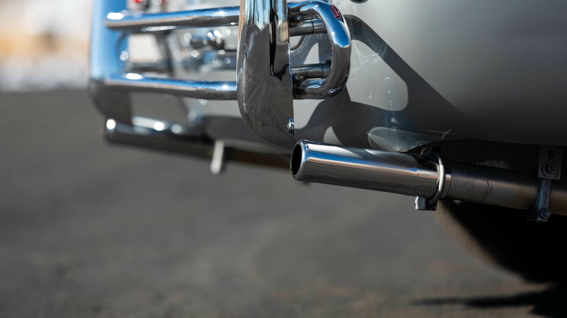 Rare 1965 Two-Pedal Shelby Cobra Wasn’t The Automatic Choice