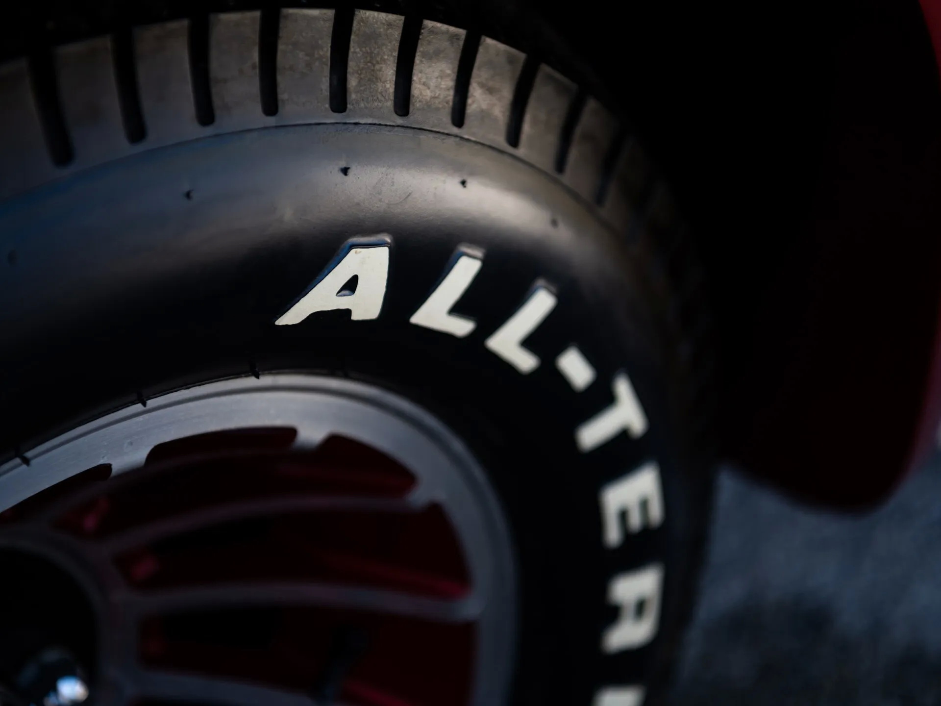 You Could Own (But Not Drive) This Truly One-Of-A-Kind 1977 AM Van Concept