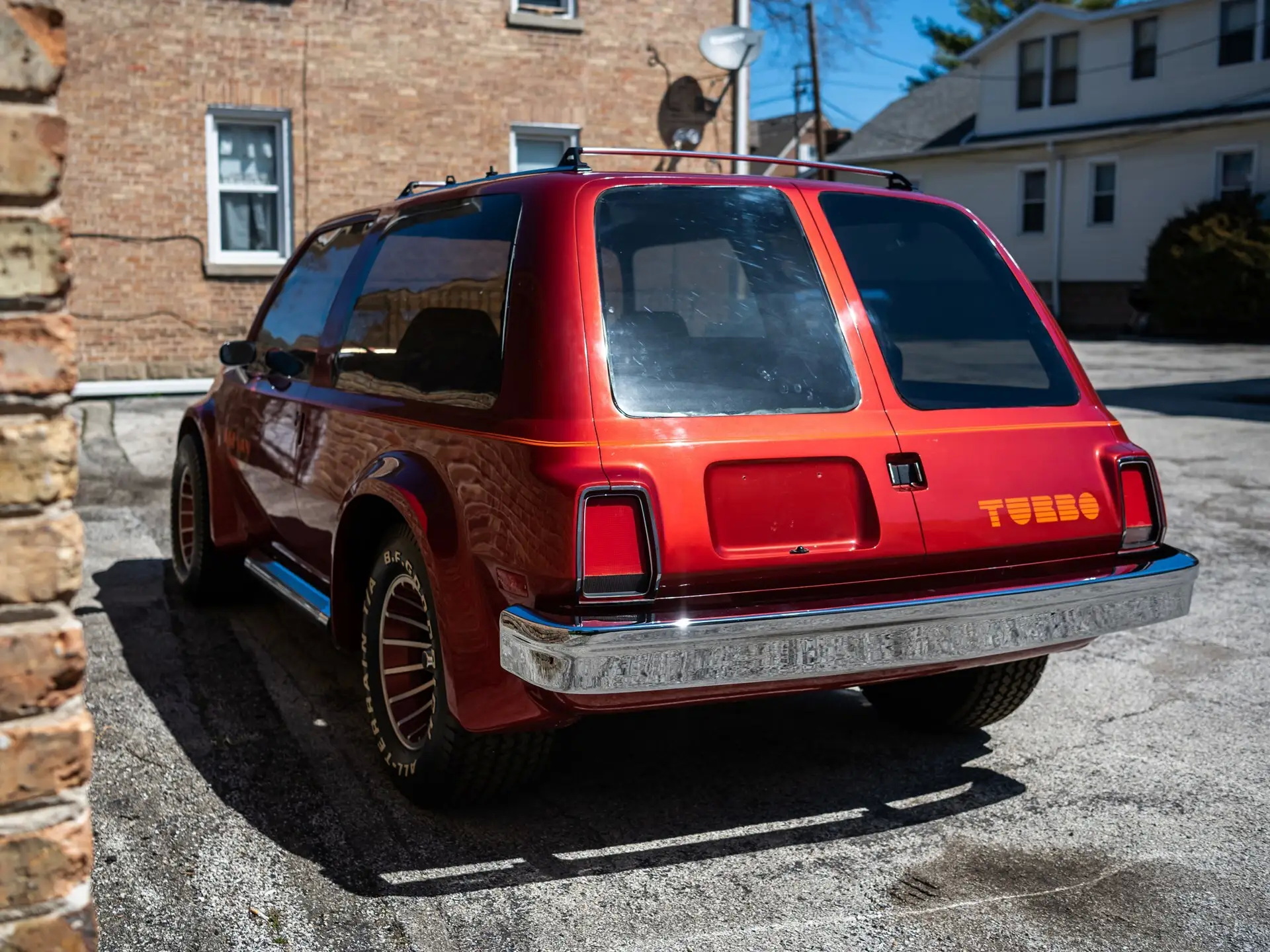You Could Own (But Not Drive) This Truly One-Of-A-Kind 1977 AM Van Concept