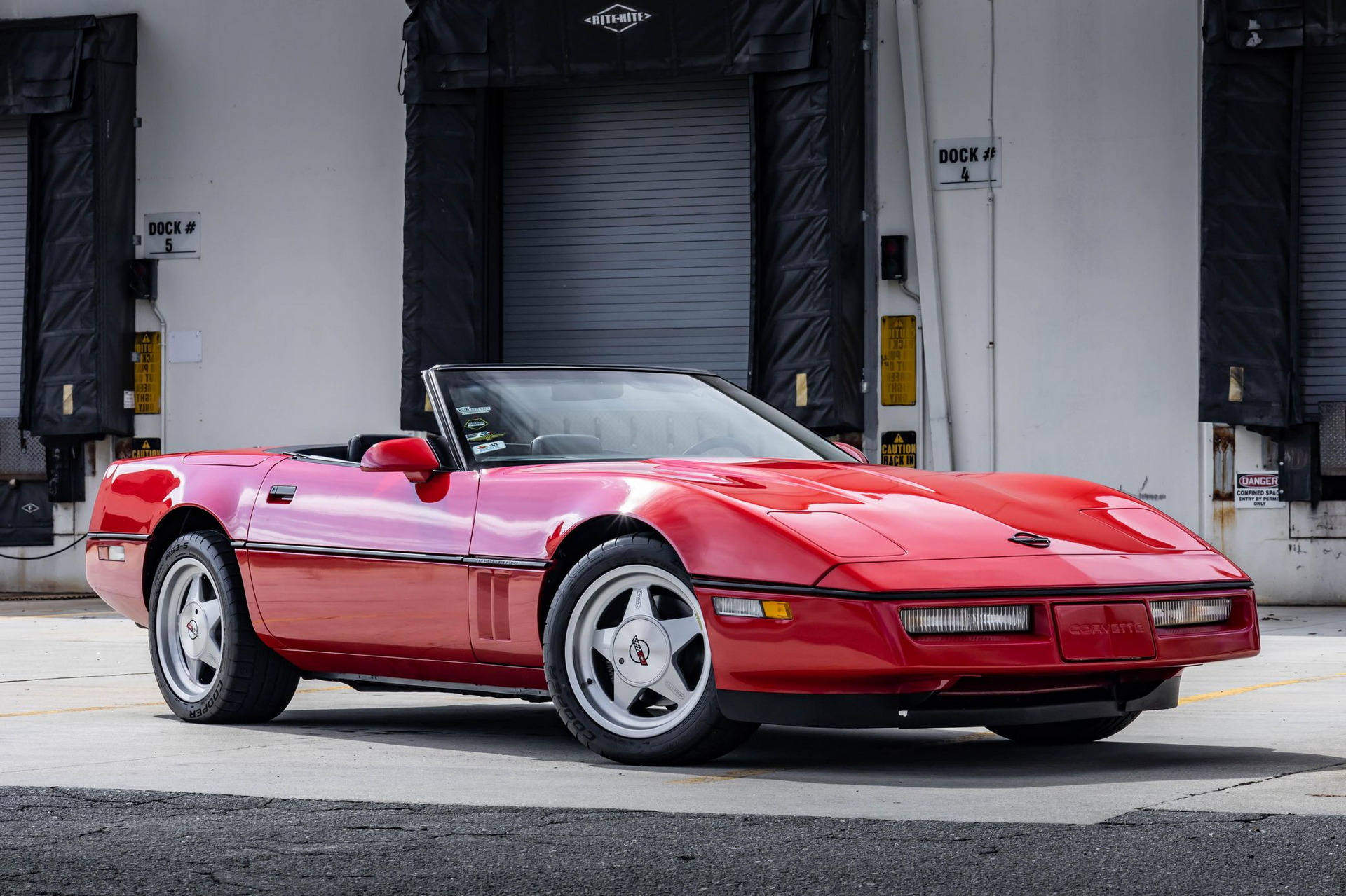 Sleeper Twin Turbo Callaway Corvette Will Confuse Challengers At Red Lights