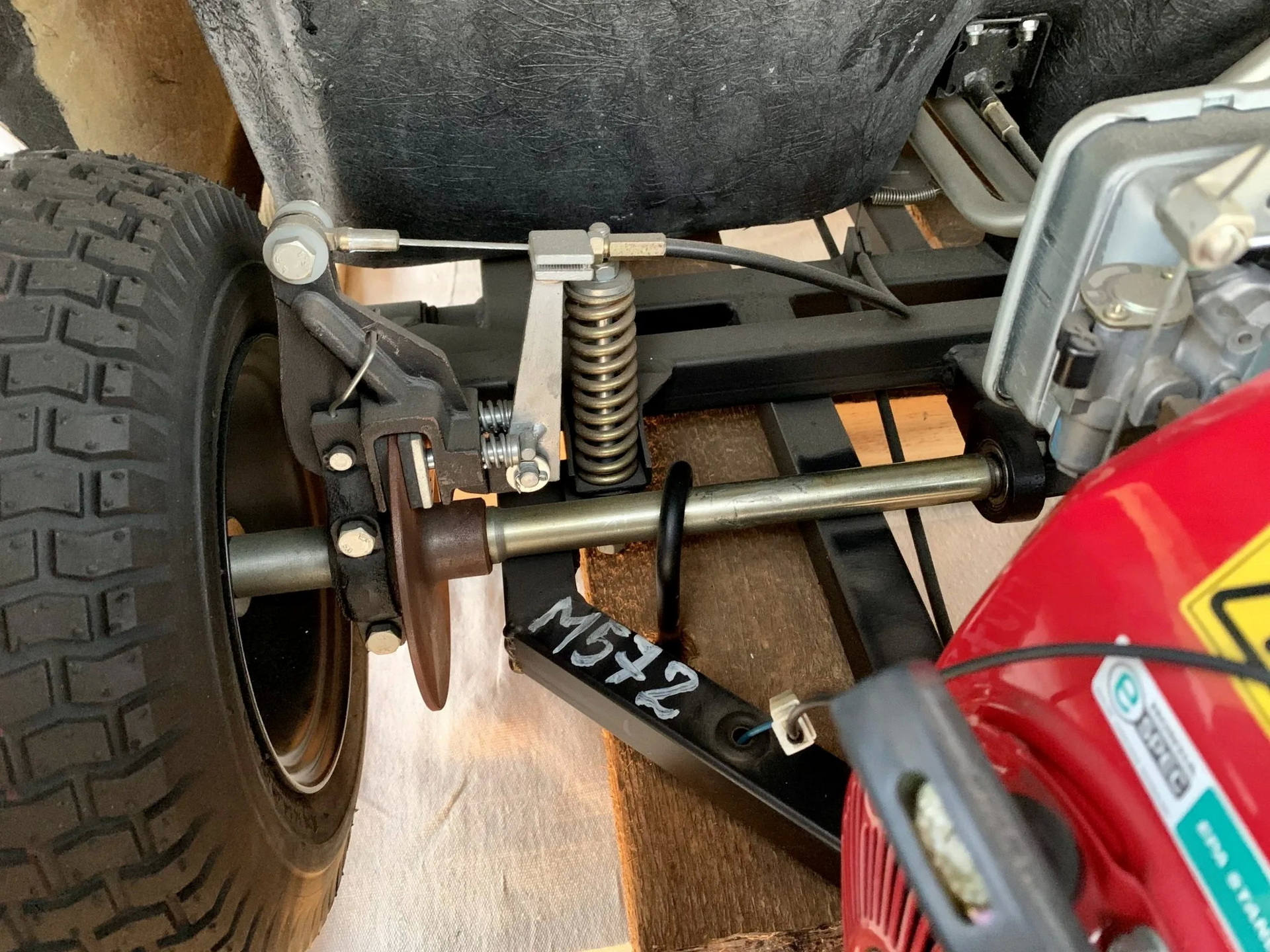 This Mercedes 500 SL Made In The ’90s Features Three-Pedals But Only 97CCs Of Engine