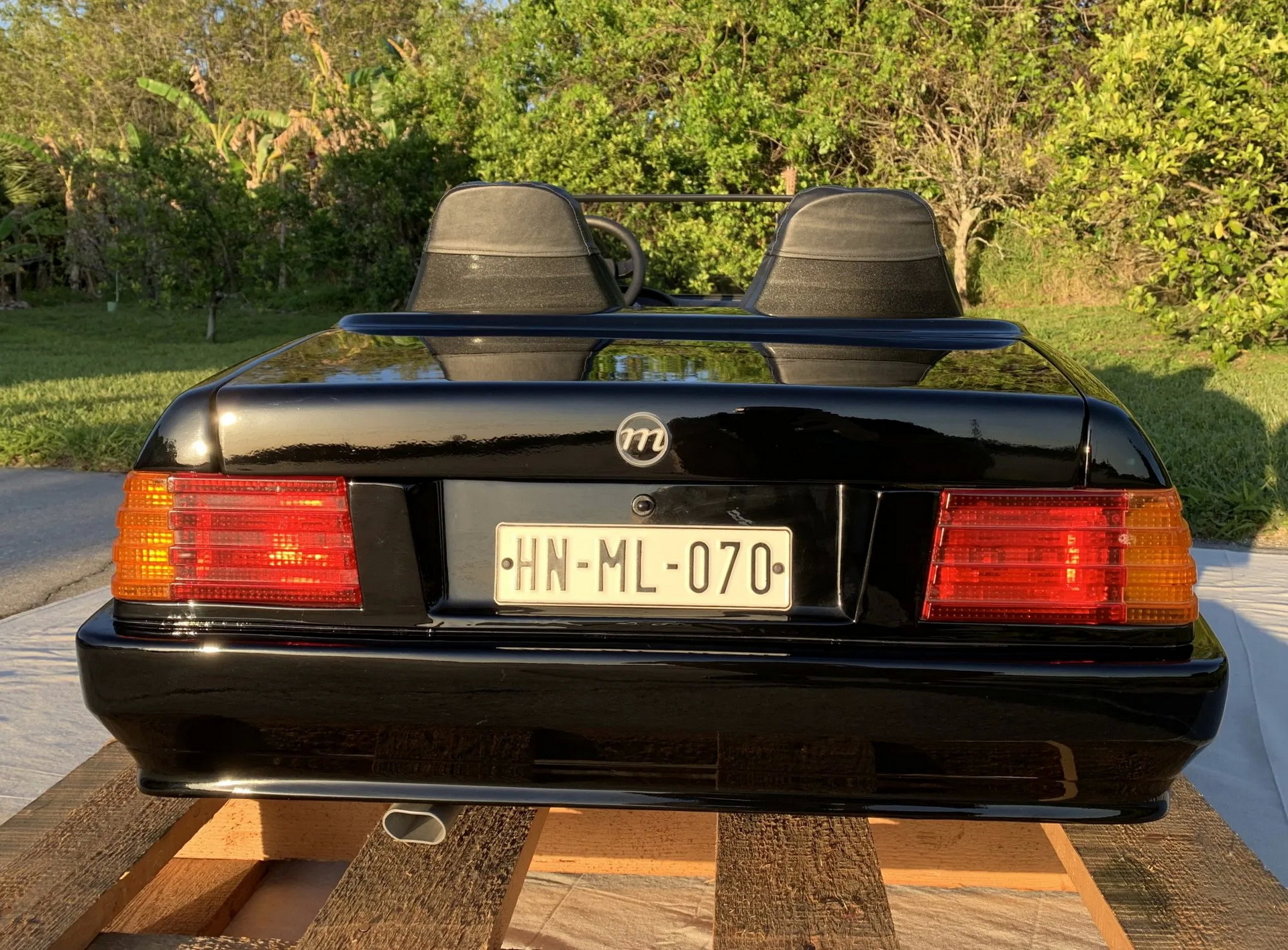 This Mercedes 500 SL Made In The ’90s Features Three-Pedals But Only 97CCs Of Engine