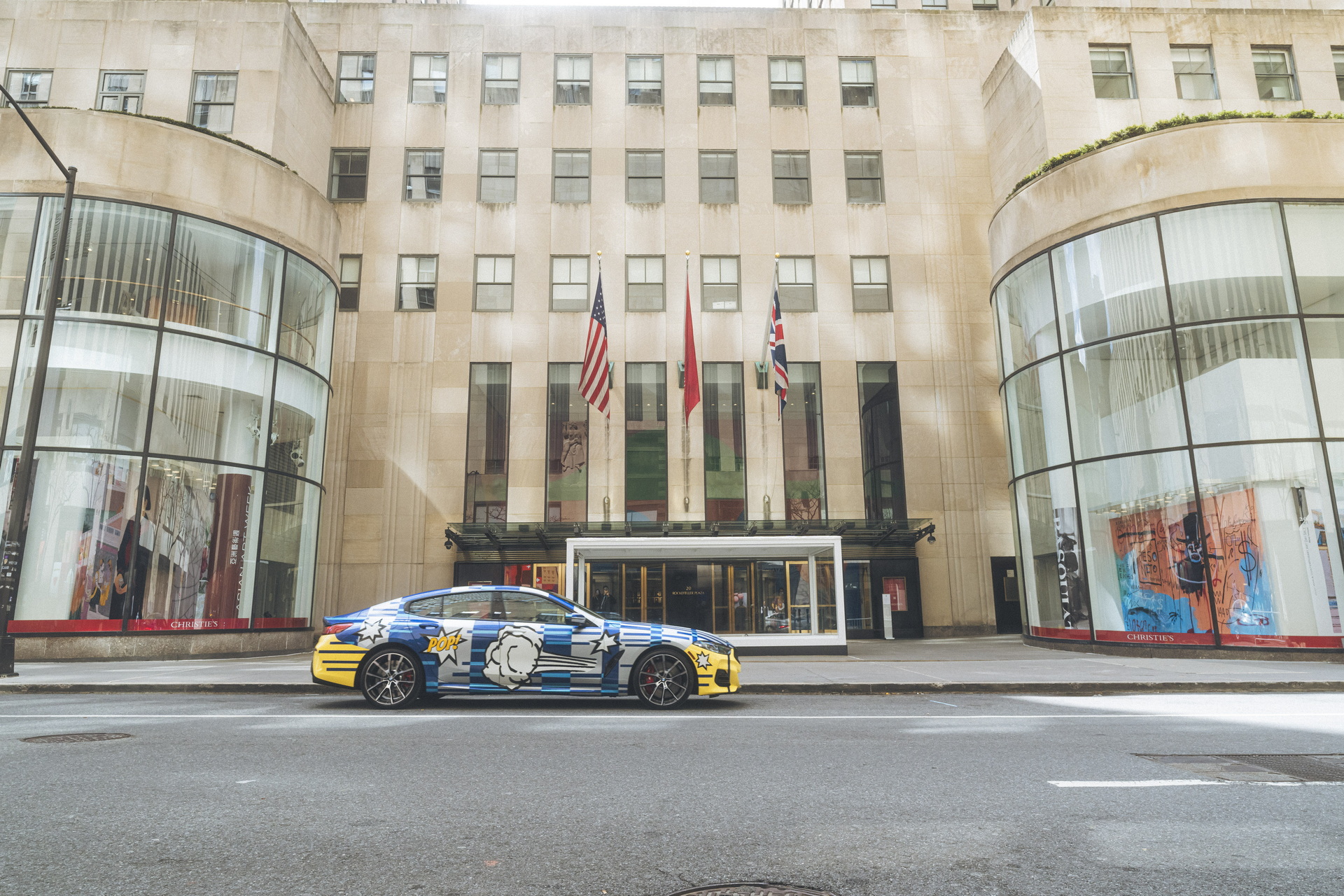 Someone Paid Nearly Half A Million Dollars For The Only Artist-Signed BMW The 8 x JEFF KOONS