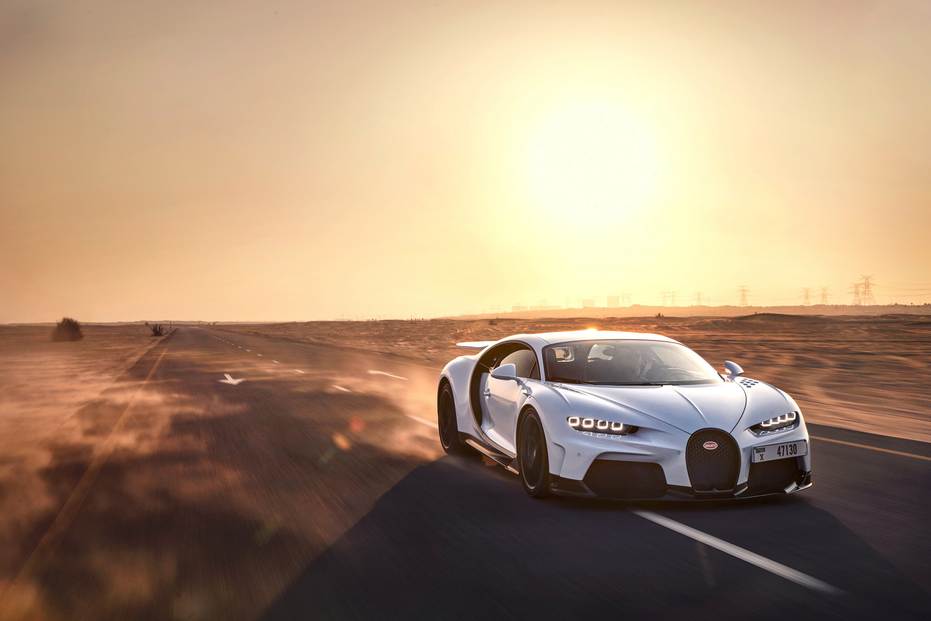 Waves Of Light Dance Along The Body Of This Flamboyant Bugatti Chiron Super Sport
