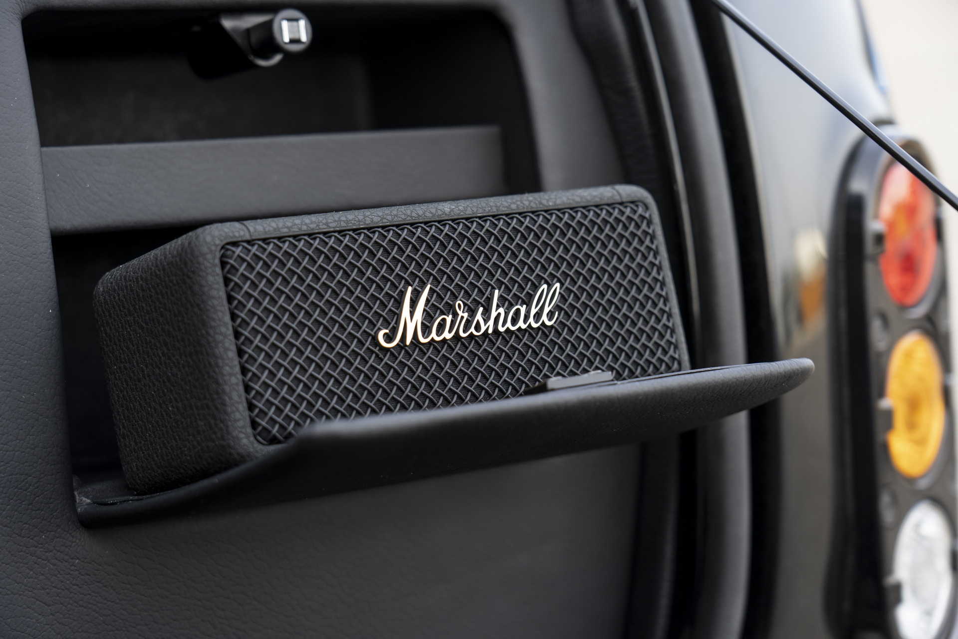 DBA Mini Remastered Marshall Edition Comes With An Amp In The Trunk