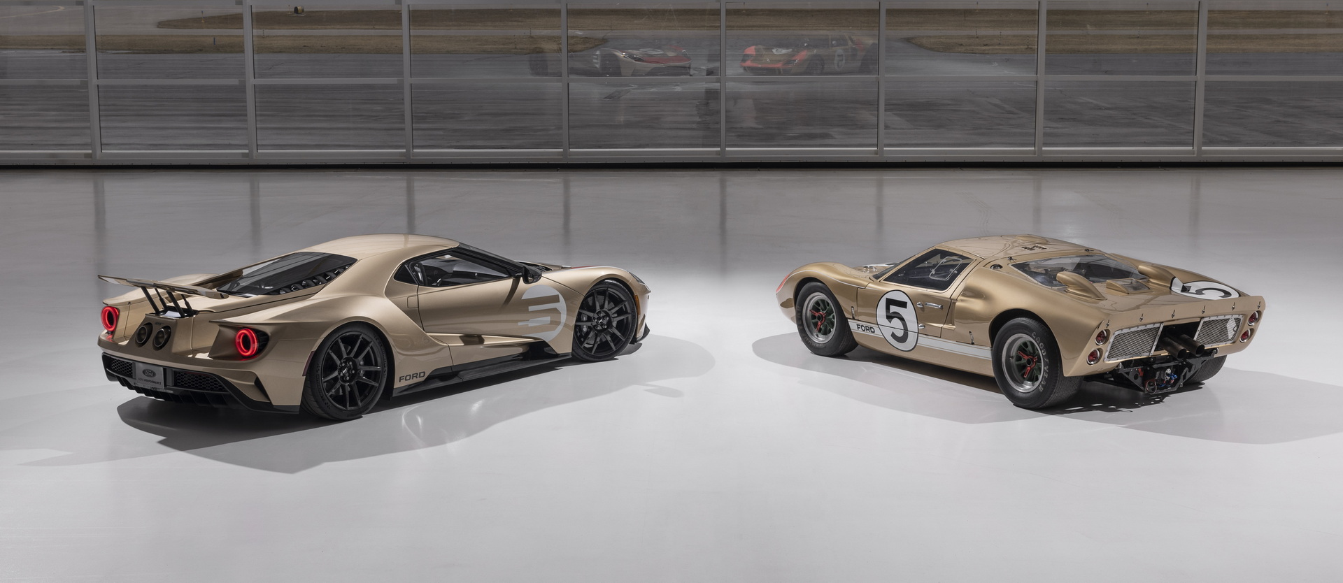 Ford Bringing New Heritage Edition GT Celebrating Holman Moody To New York Auto Show
