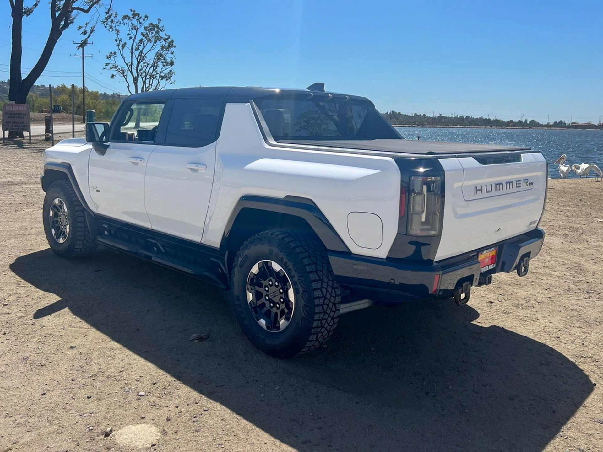 A GMC Hummer EV With 800 Miles Sold For A Whopping $275,000 On BaT