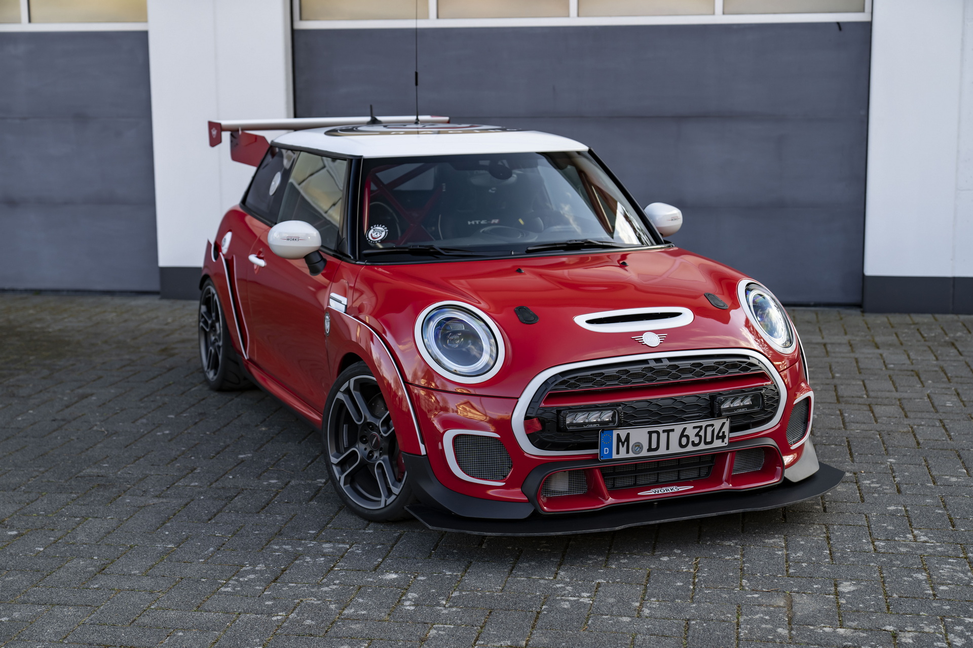 After 10 Years, MINI Returns To 24H Nurburgring Race With John Cooper Works Model