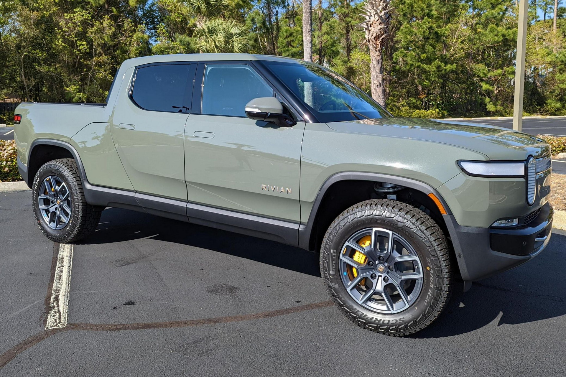 Skip The Waiting Line With This Rivian R1T That’s Up For Auction