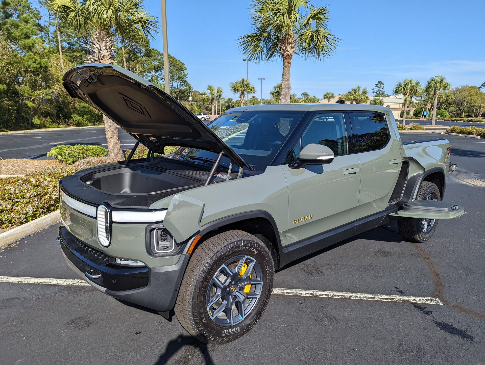 Skip The Waiting Line With This Rivian R1T That’s Up For Auction