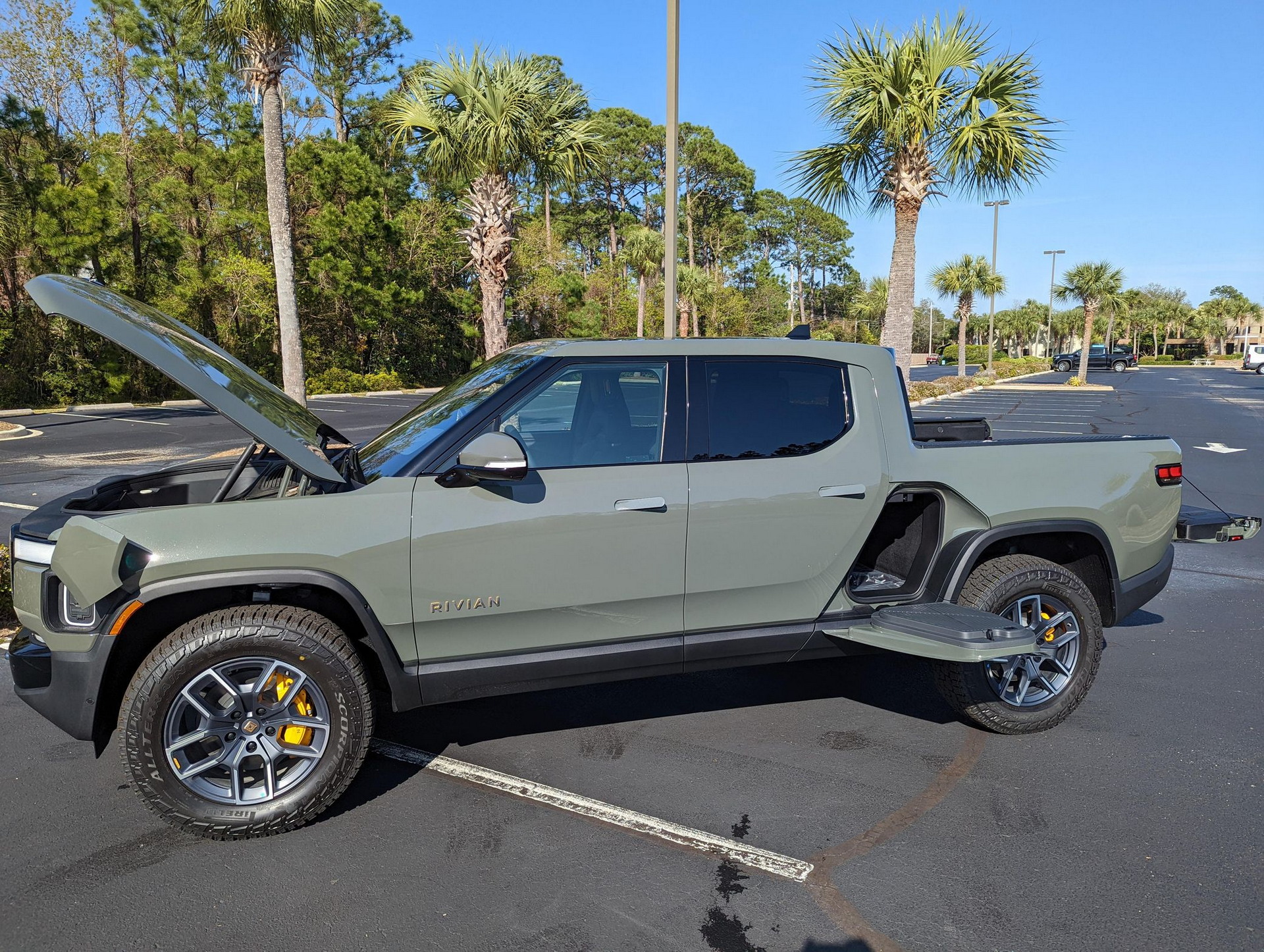 Skip The Waiting Line With This Rivian R1T That’s Up For Auction