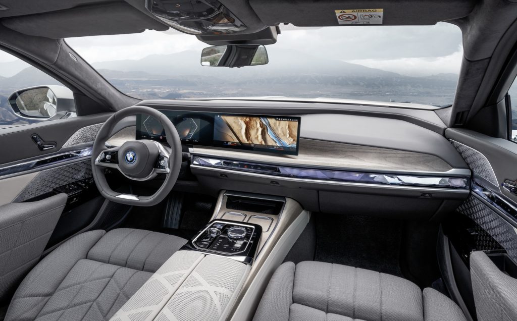 2023 BMW 7-Series Gets Model's First EV Variant And 31-Inch Widescreen TV  For Rear Passengers | Carscoops