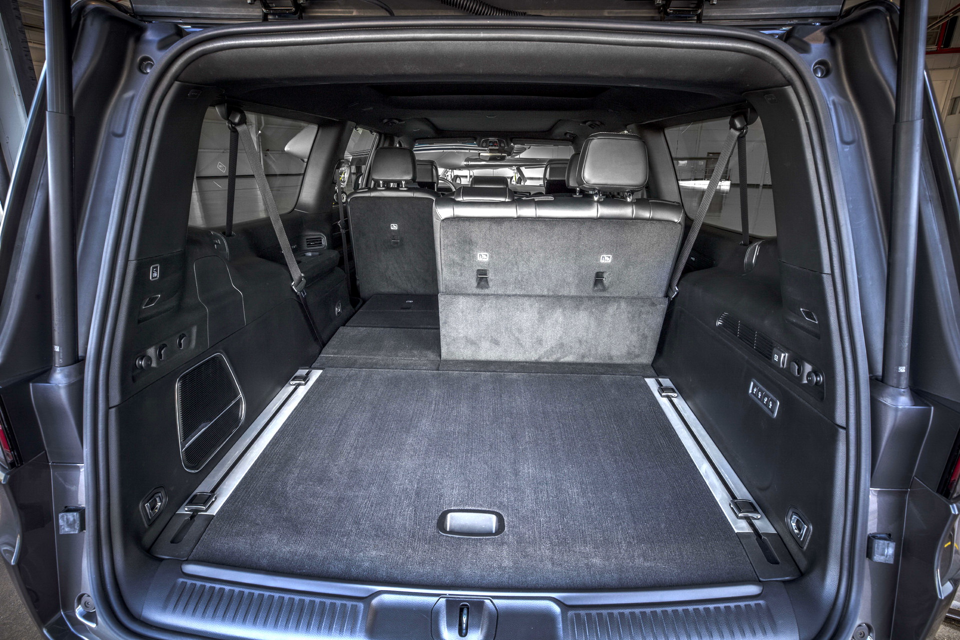 Enlarged 2023 Jeep Wagoneer L And Grand Wagoneer L Gain 12 Inches And Inline-Six Turbo